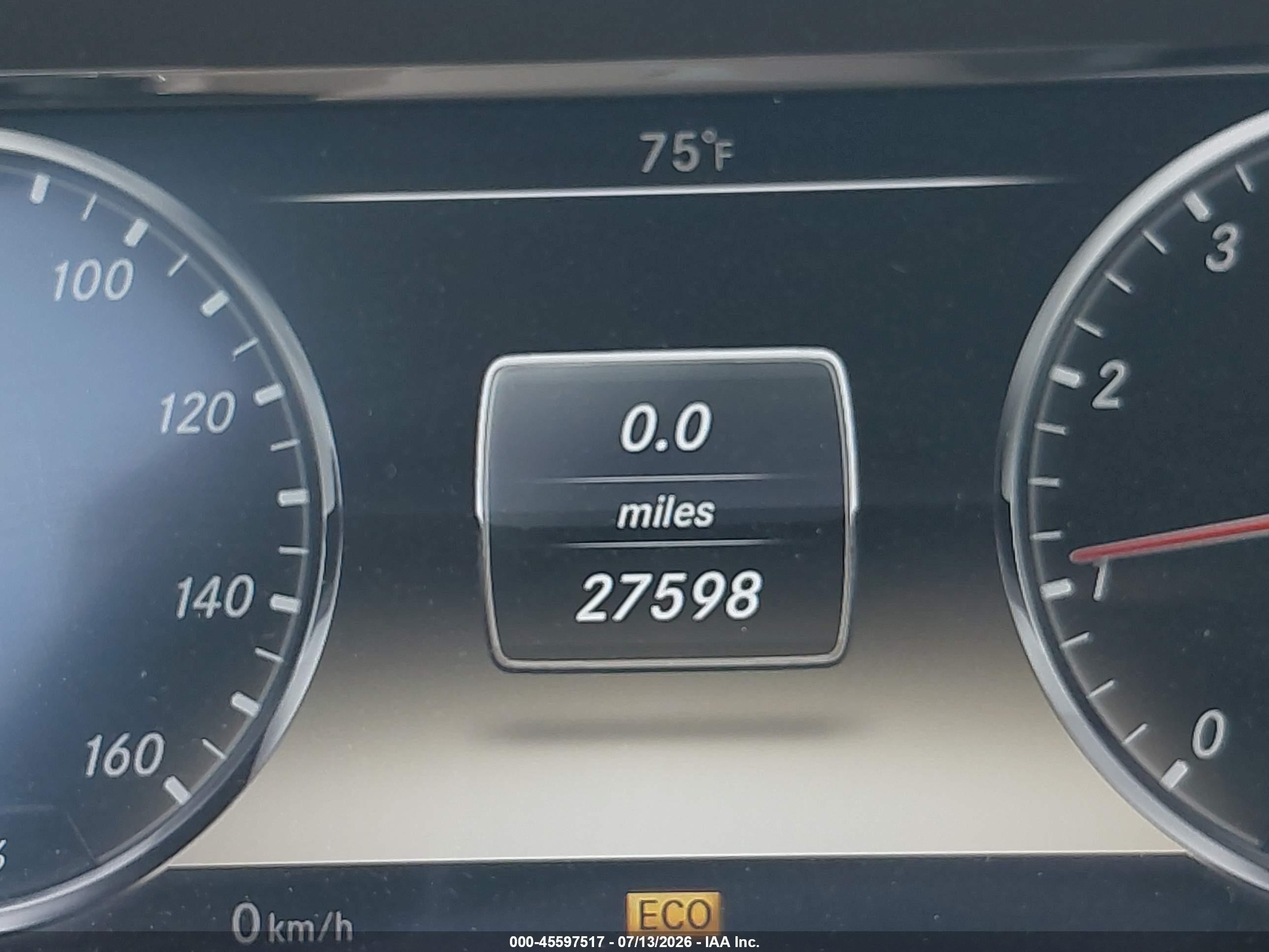 2014 Mercedes-benz S 550   White vin: WDDUG8CB1EA012903