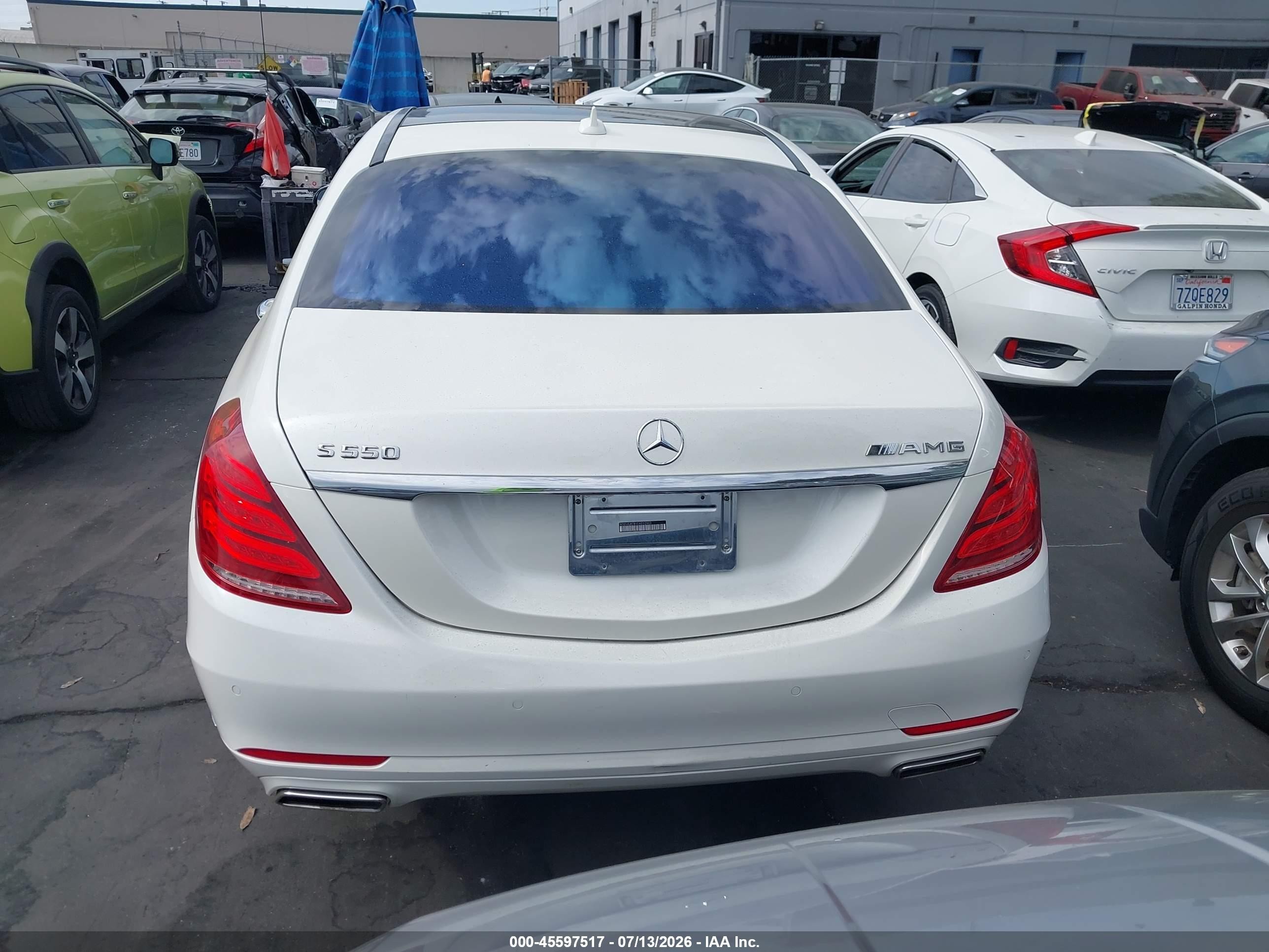 2014 Mercedes-benz S 550   White vin: WDDUG8CB1EA012903