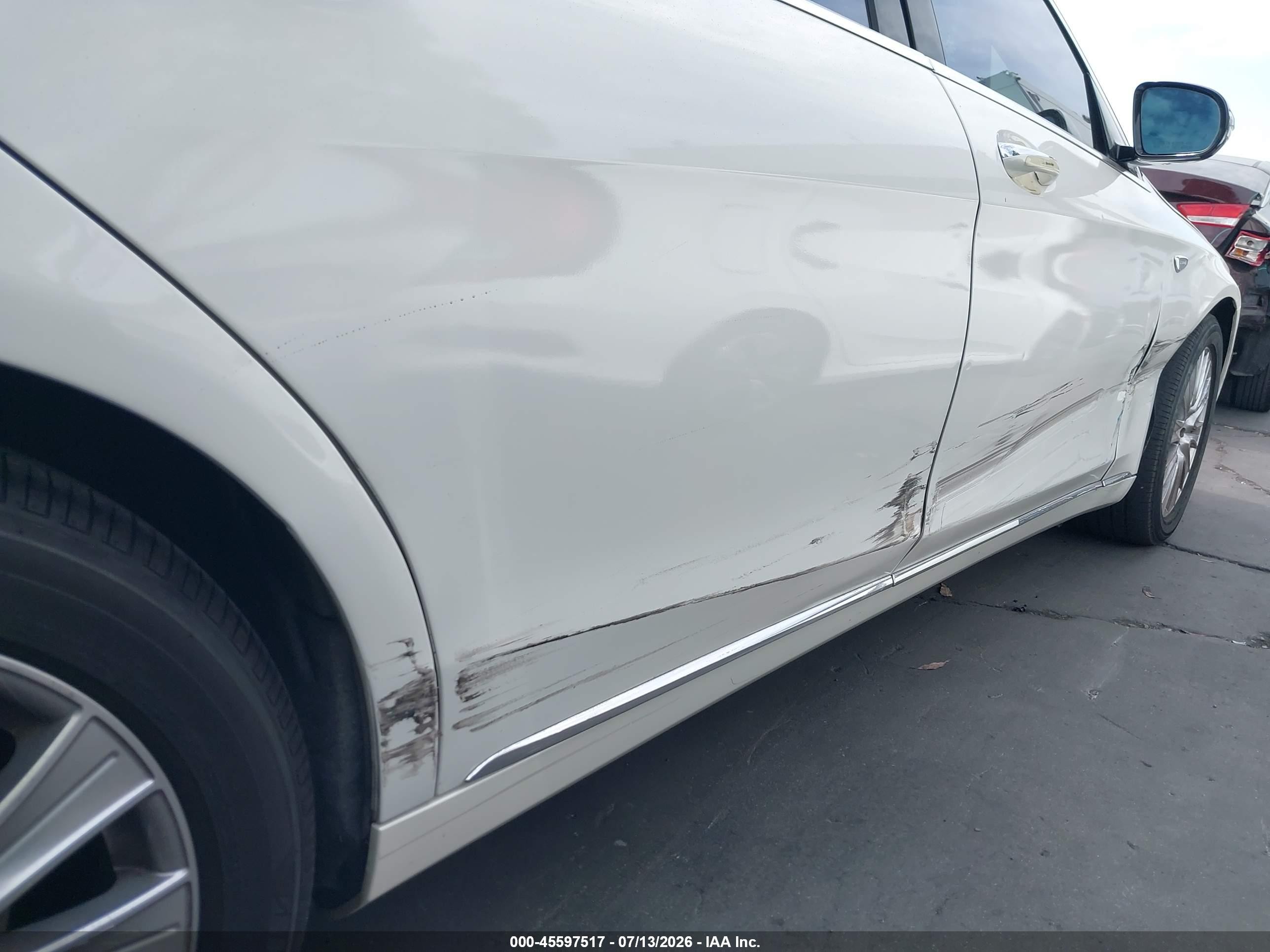 2014 Mercedes-benz S 550   White vin: WDDUG8CB1EA012903