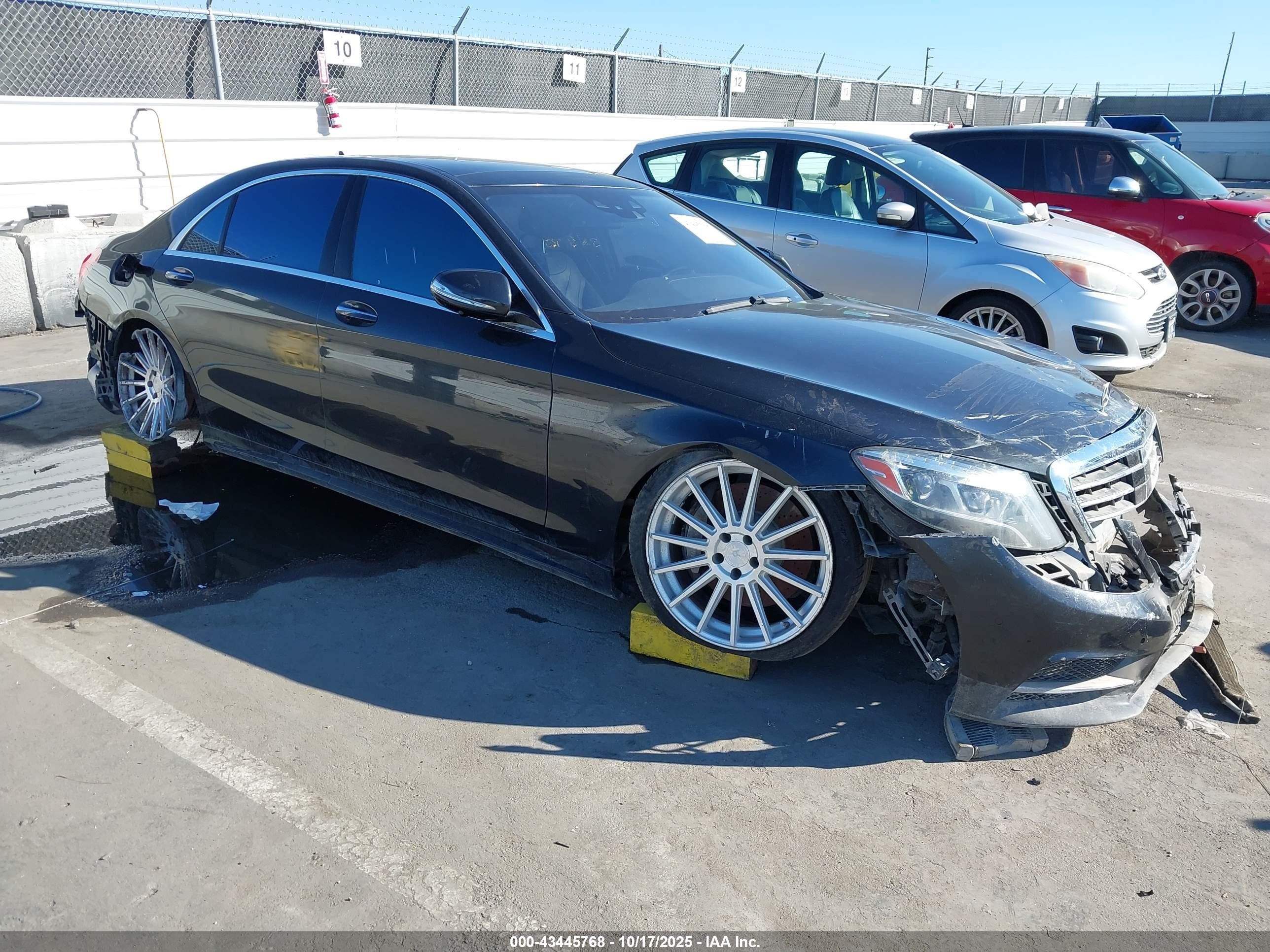 2014 Mercedes-benz S 550   Black vin: WDDUG8CB1EA023125