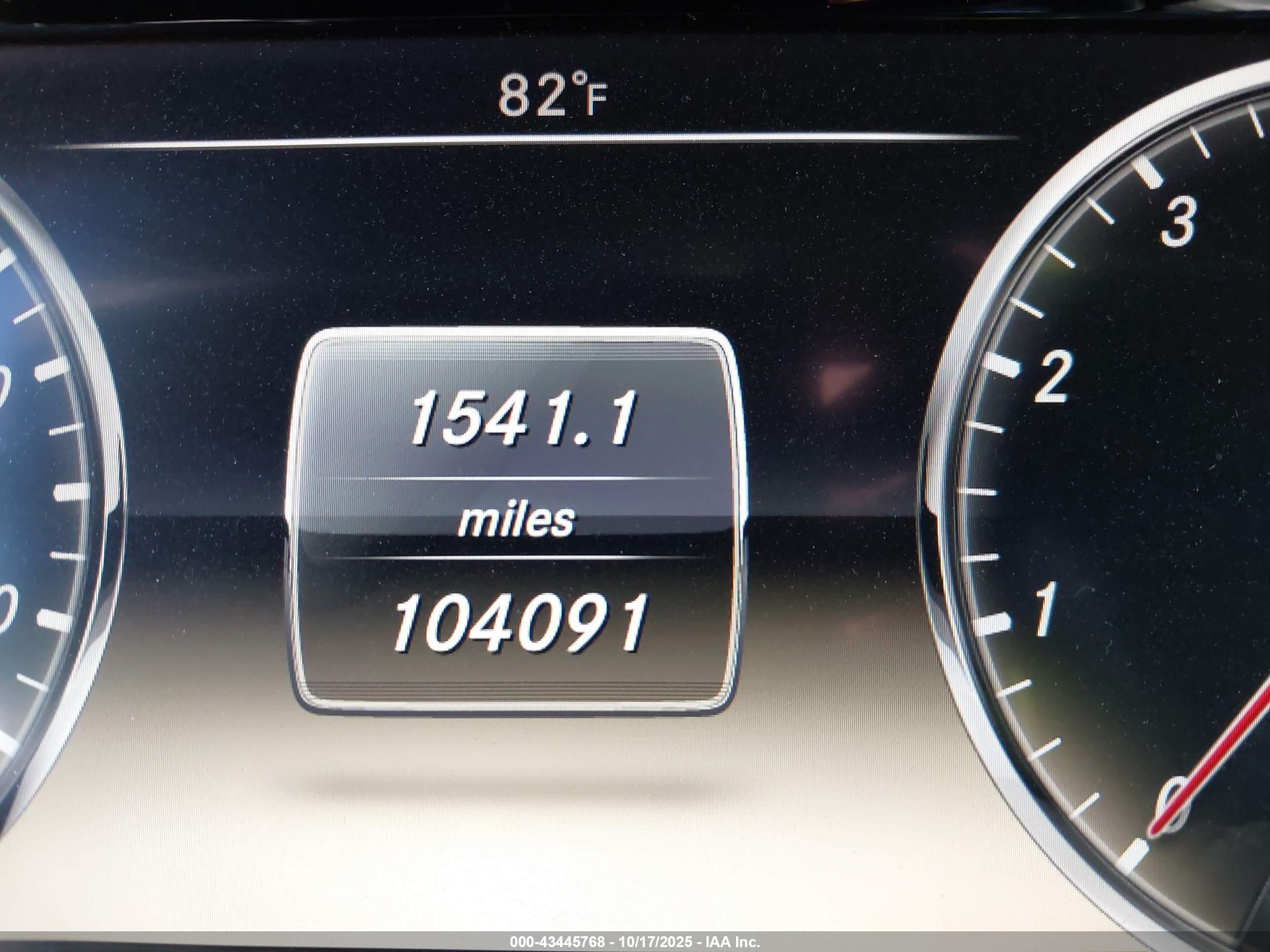 2014 Mercedes-benz S 550   Black vin: WDDUG8CB1EA023125