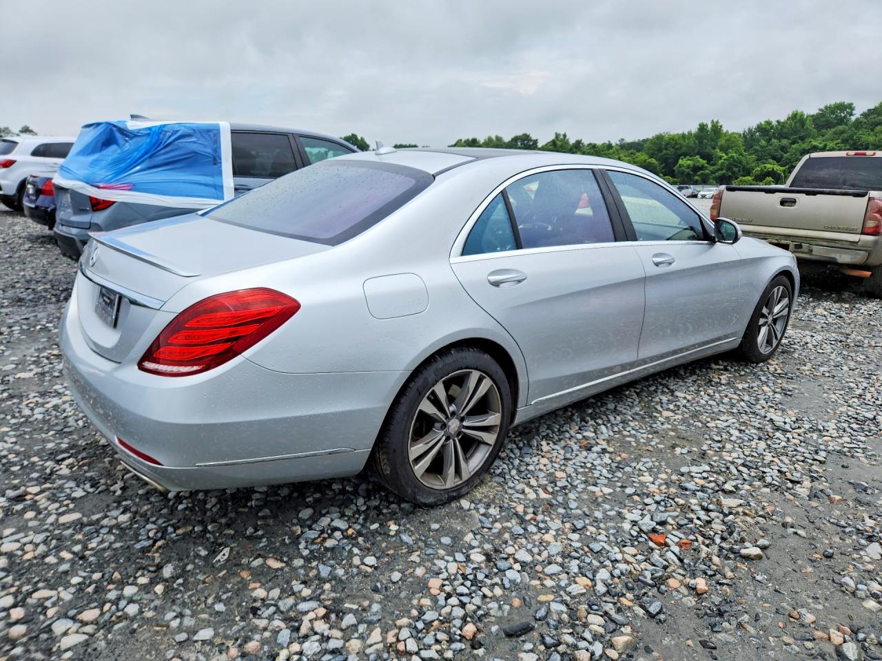 2014 Mercedes-benz S 550 Серебряный vin: WDDUG8CB1EA026025