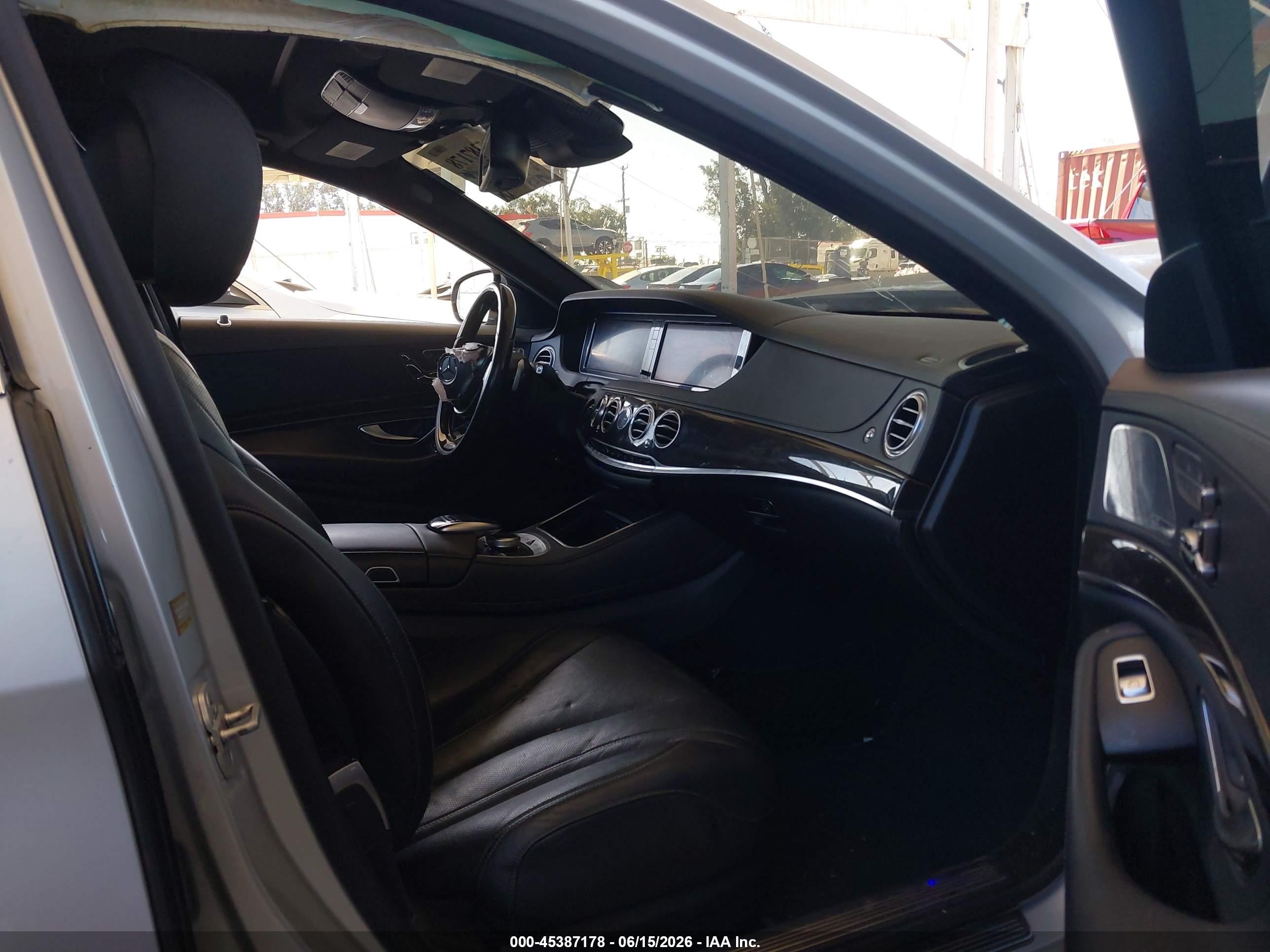 2015 Mercedes-benz S 550   Silver vin: WDDUG8CB1FA131181