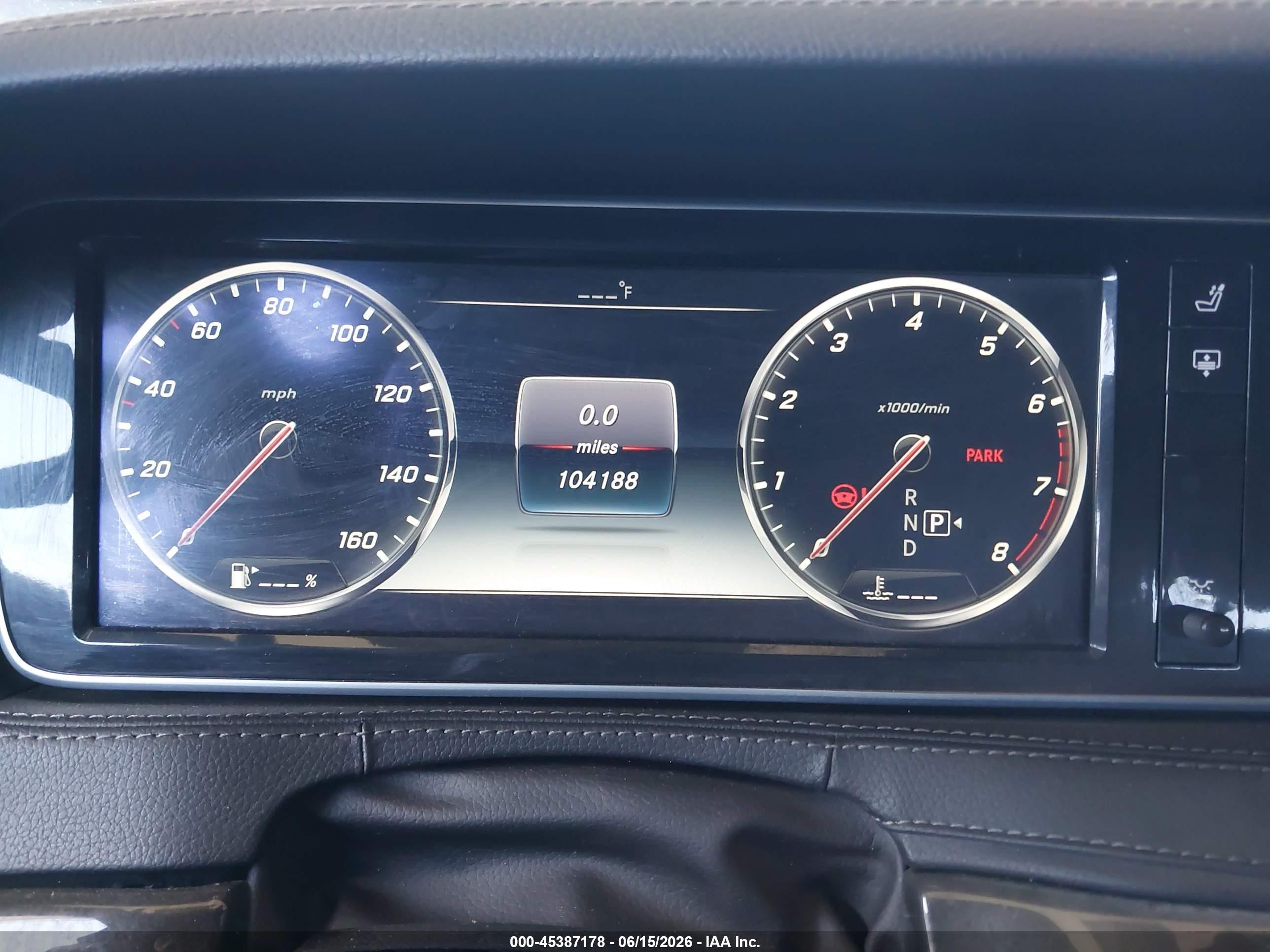 2015 Mercedes-benz S 550   Silver vin: WDDUG8CB1FA131181