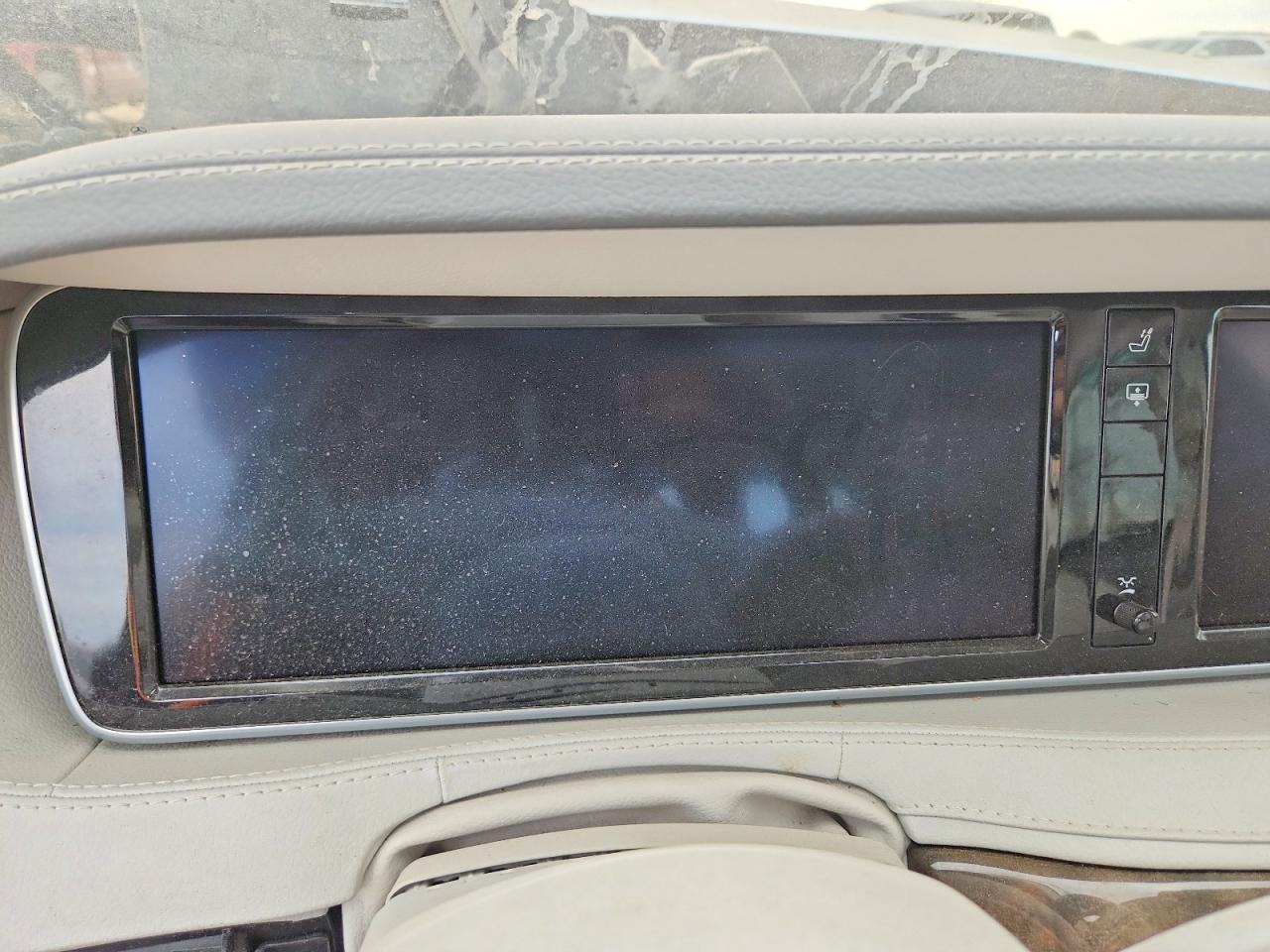 2015 Mercedes-benz S 550 Silver vin: WDDUG8CB1FA142486