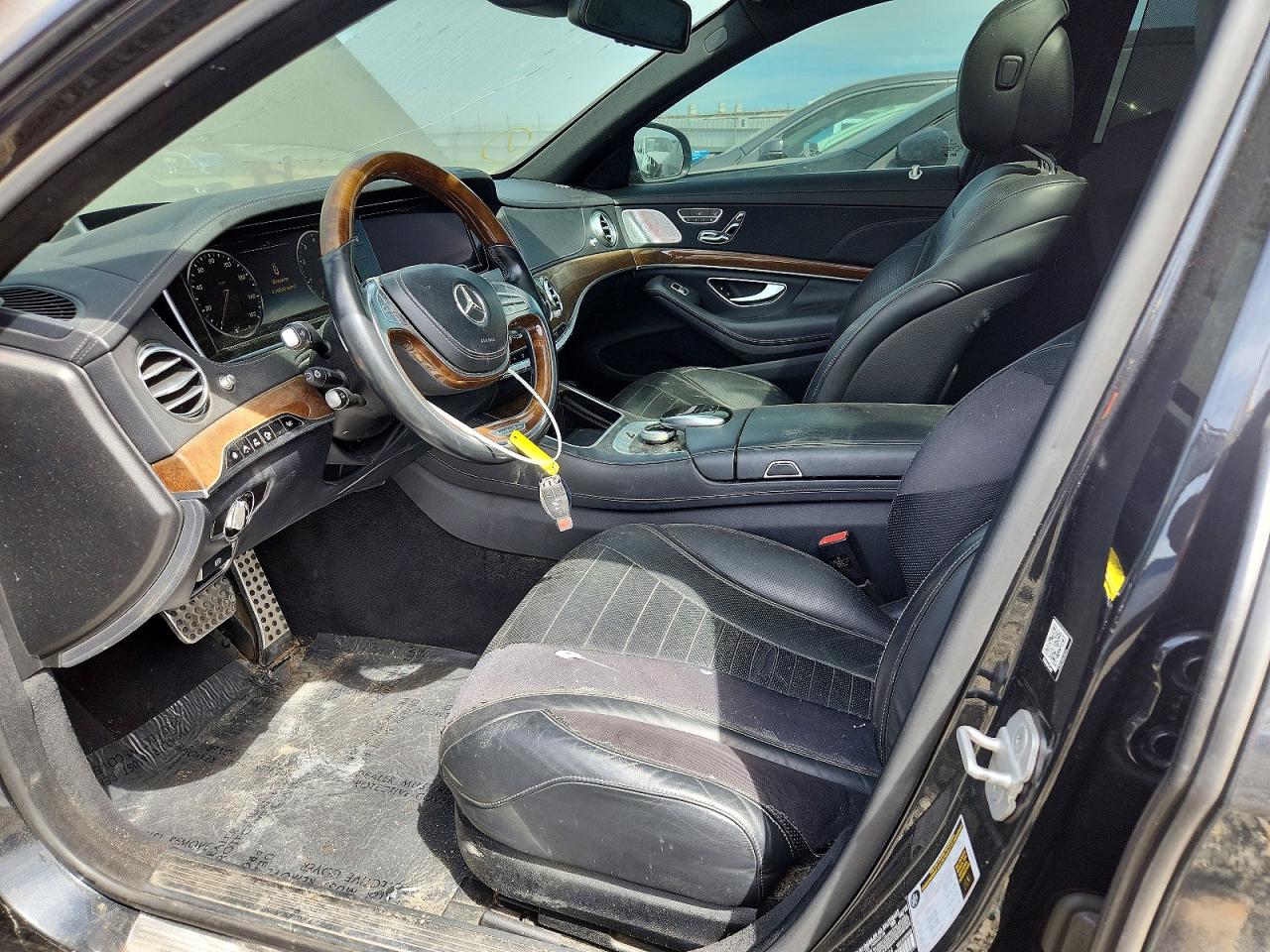 2015 Mercedes-benz S 550 Black vin: WDDUG8CB1FA190294