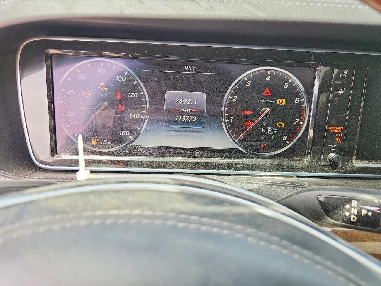2015 Mercedes-benz S 550 Black vin: WDDUG8CB1FA190294