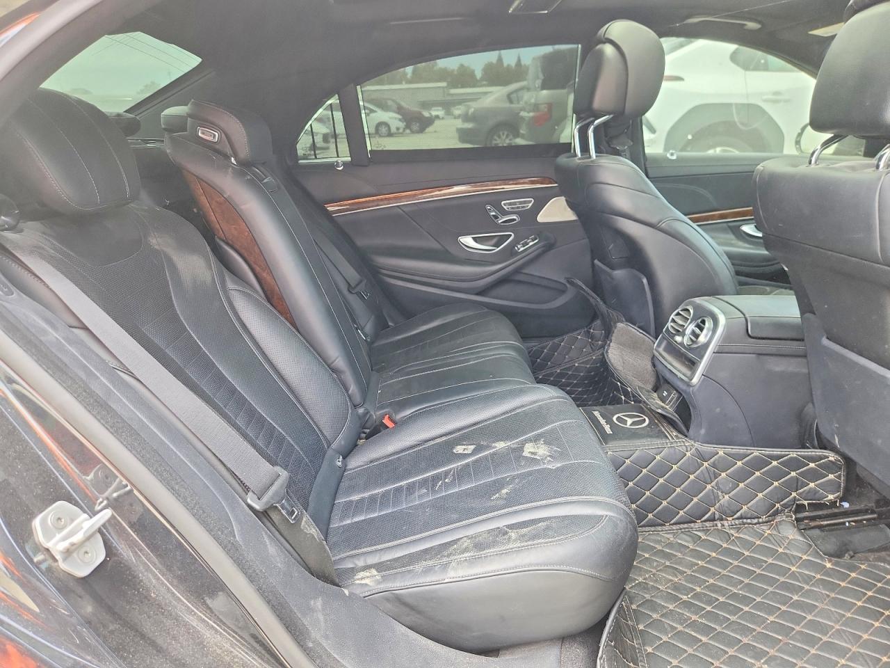 2015 Mercedes-benz S 550 Black vin: WDDUG8CB1FA190294