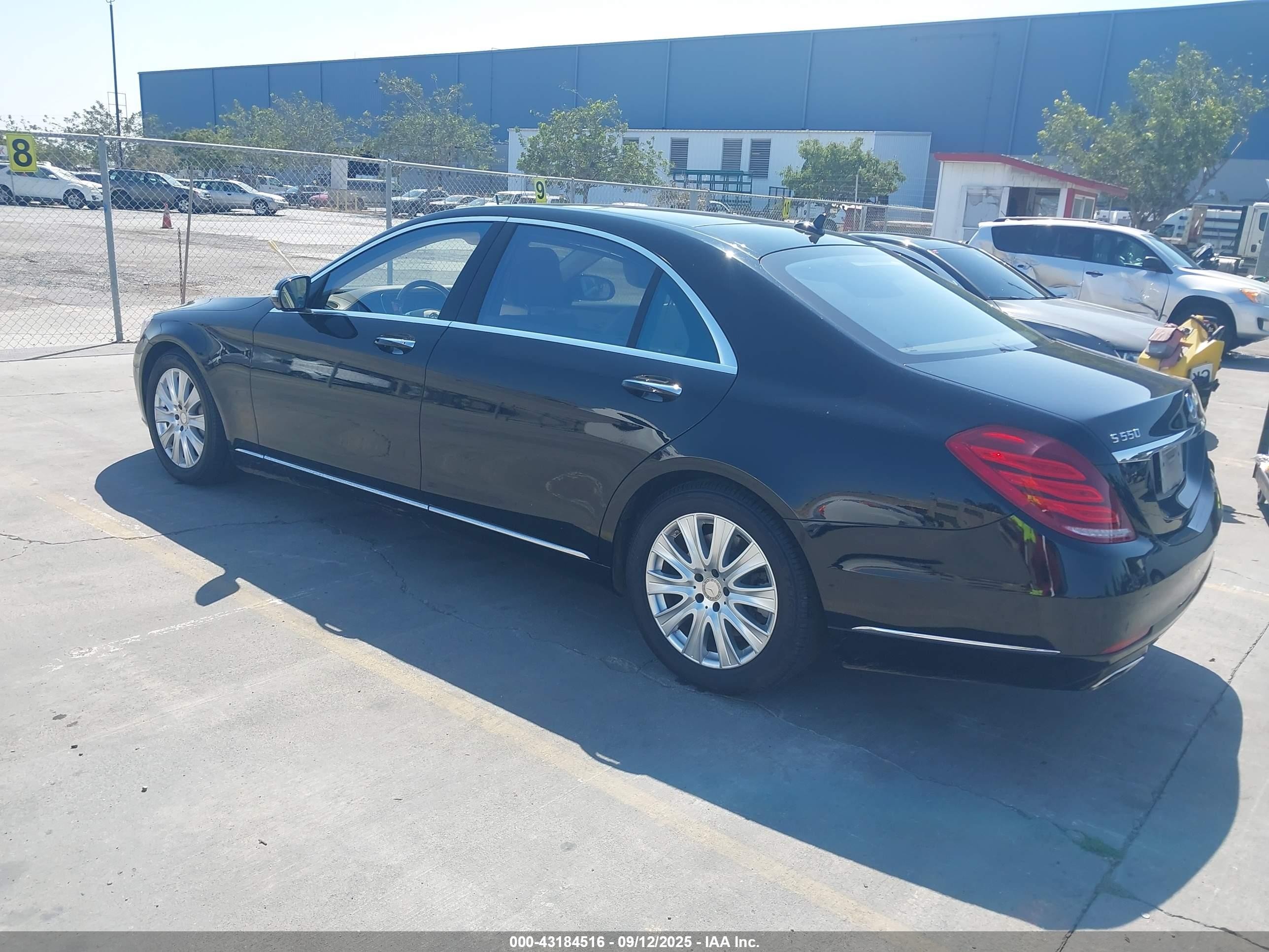 2014 Mercedes-benz S 550   Black vin: WDDUG8CB2EA043898