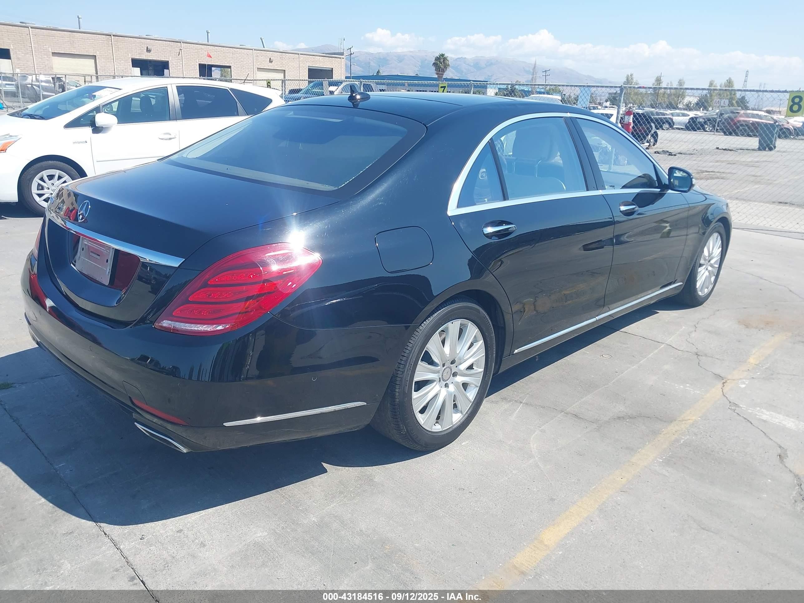 2014 Mercedes-benz S 550   Black vin: WDDUG8CB2EA043898