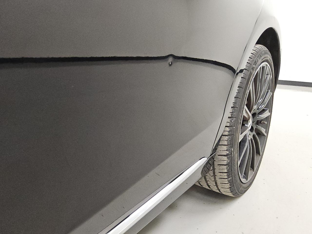 2014 Mercedes-benz S 550 Black vin: WDDUG8CB2EA049961 Damage: Left Rear Door, Chipped, 3