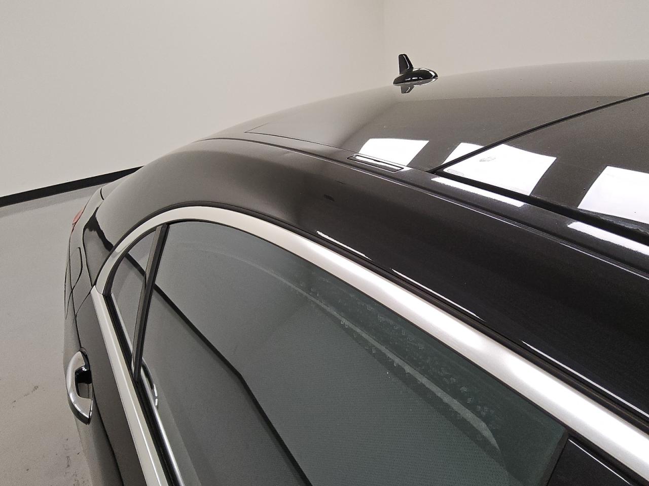 2014 Mercedes-benz S 550 Black vin: WDDUG8CB2EA049961 Damage: Right Drip Rail, Chipped, 4