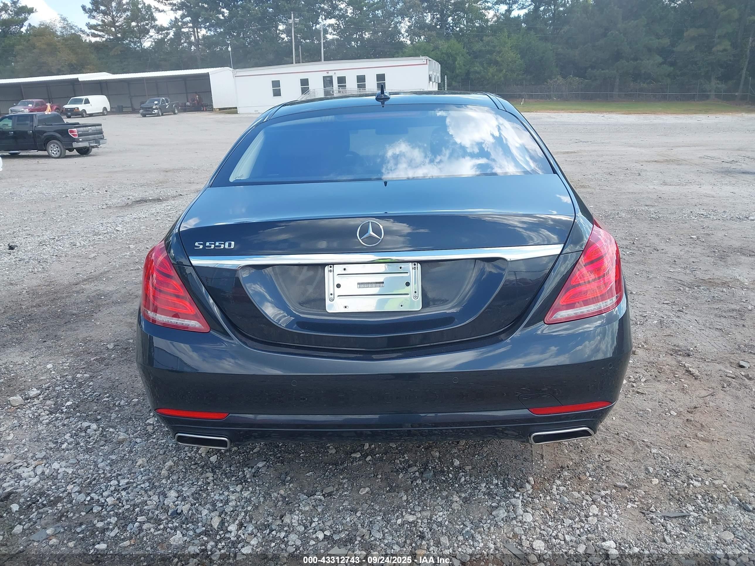 2014 Mercedes-benz S 550   Black vin: WDDUG8CB2EA053833