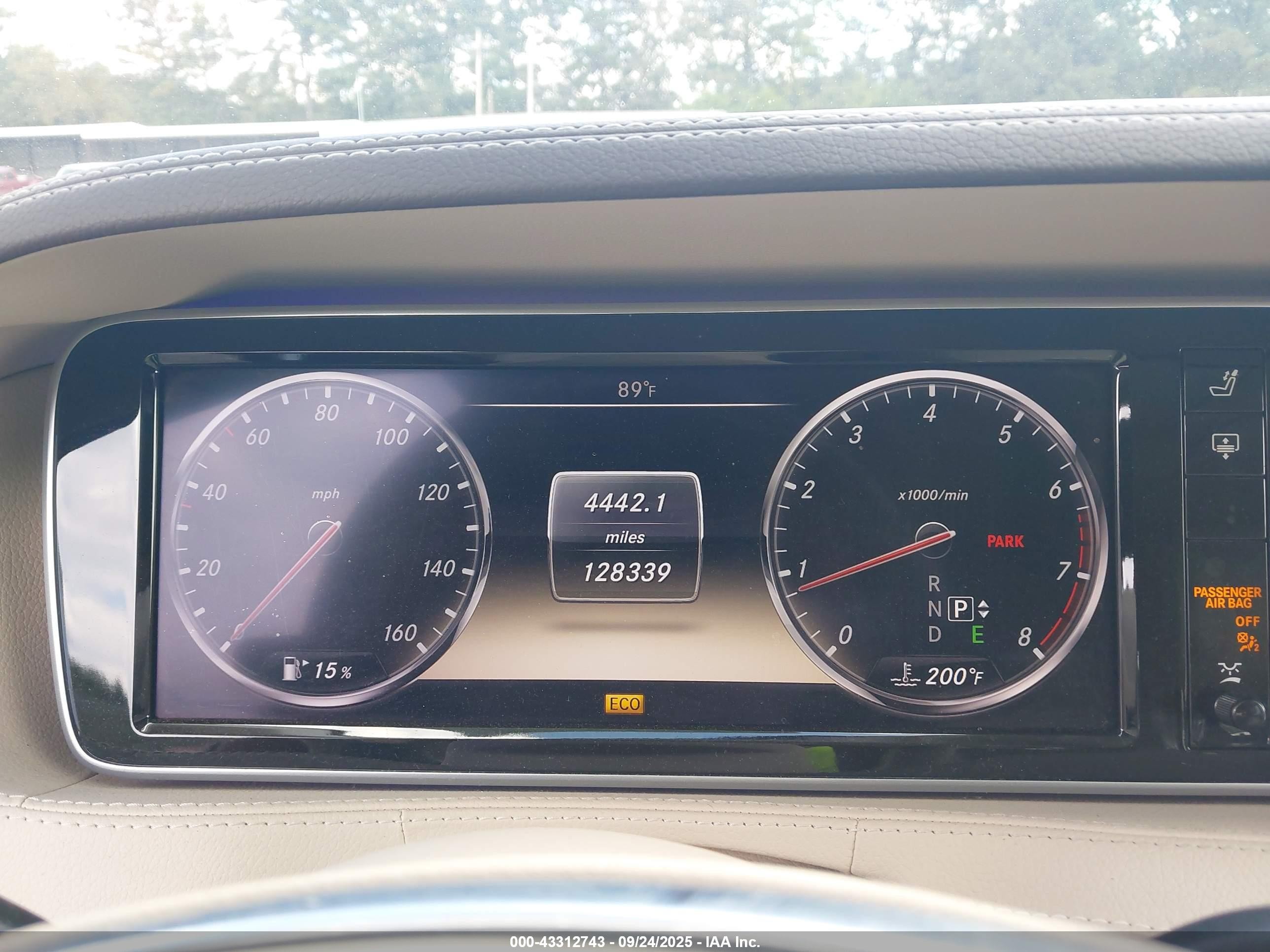 2014 Mercedes-benz S 550   Black vin: WDDUG8CB2EA053833