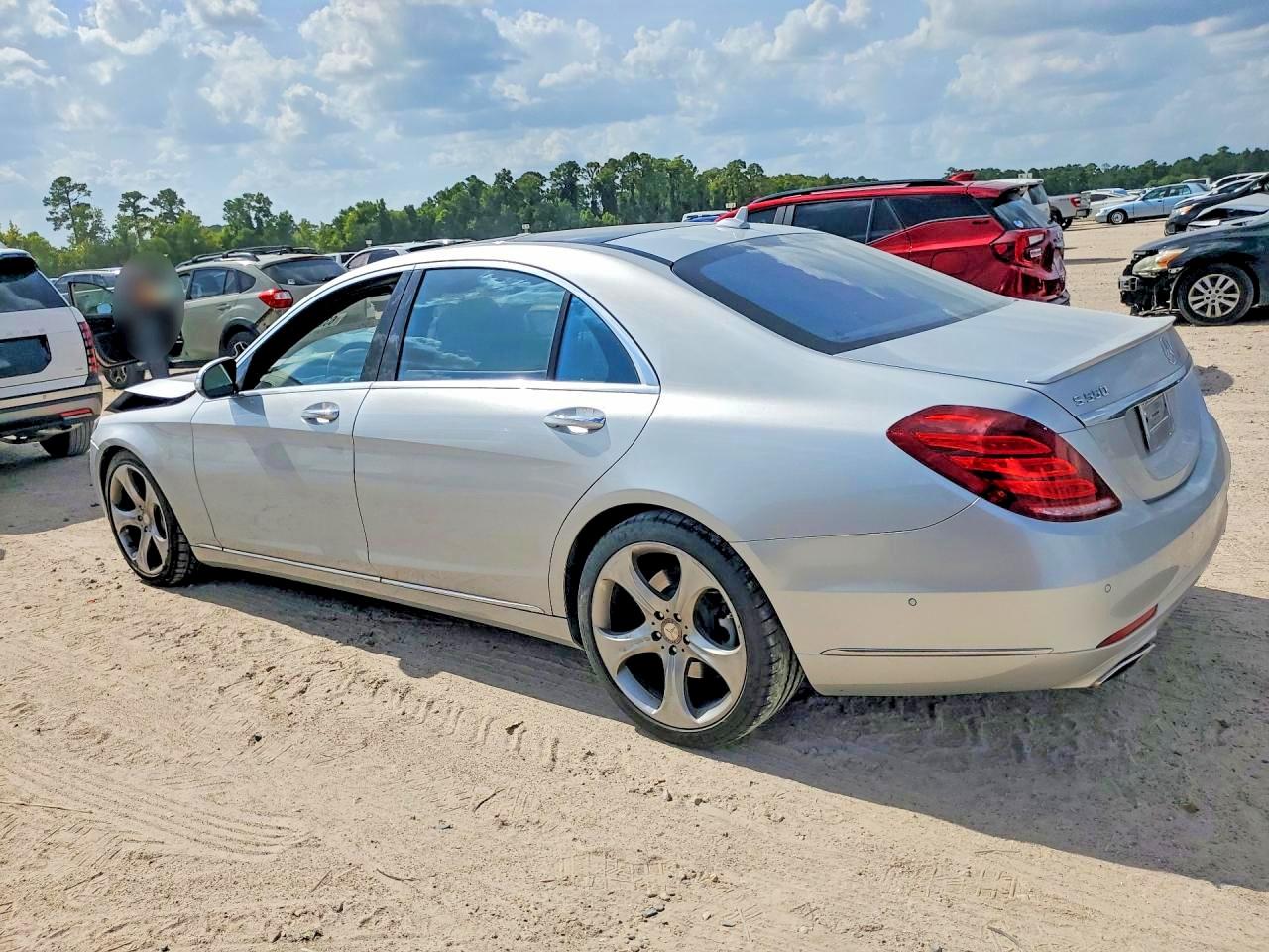 2014 Mercedes-benz S 550 Silver vin: WDDUG8CB2EA066386