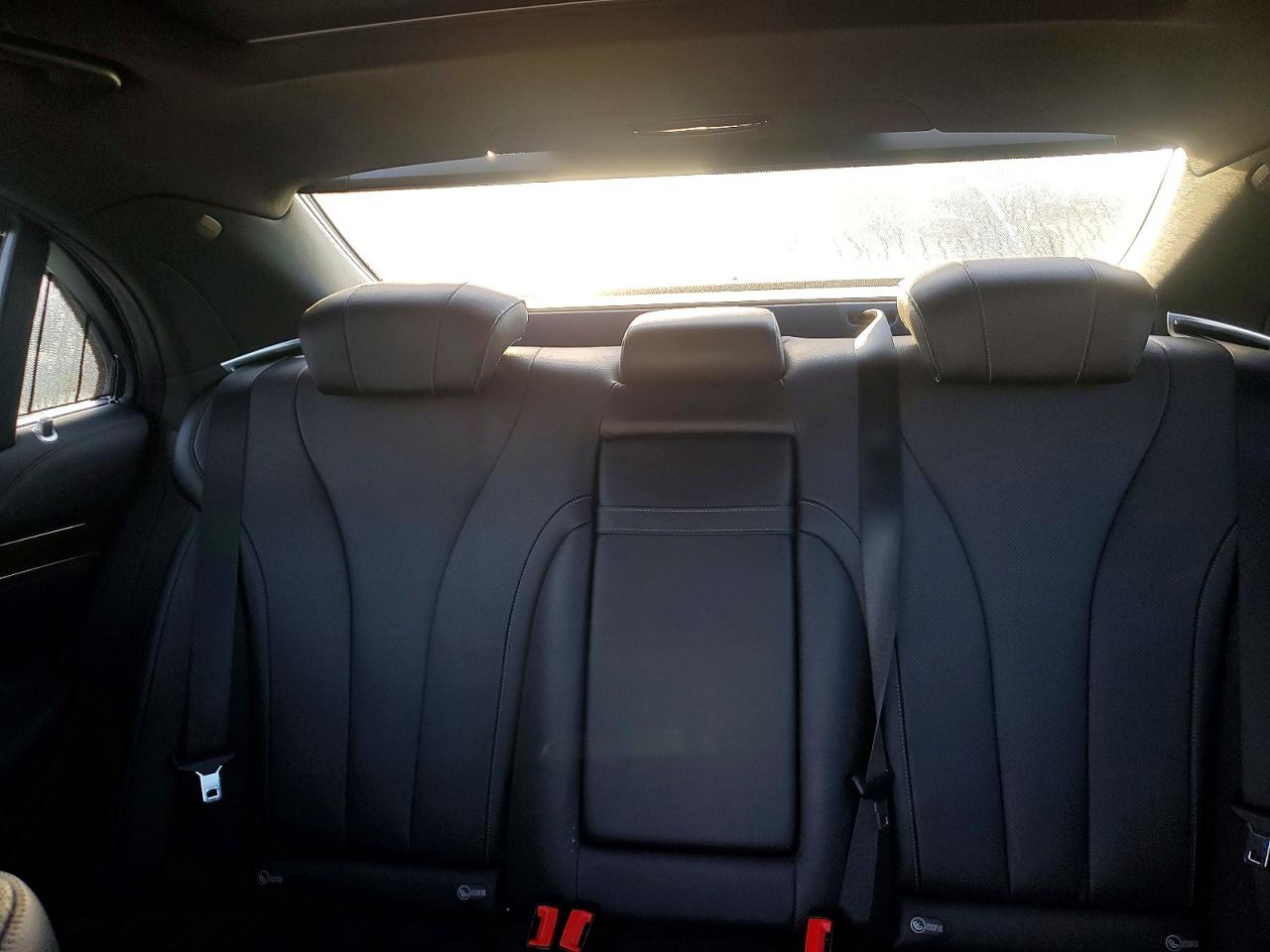 2014 Mercedes-benz S 550 Silver vin: WDDUG8CB2EA066386