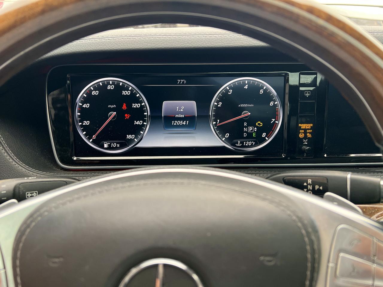 2015 Mercedes-benz S 550 White vin: WDDUG8CB2FA093718
