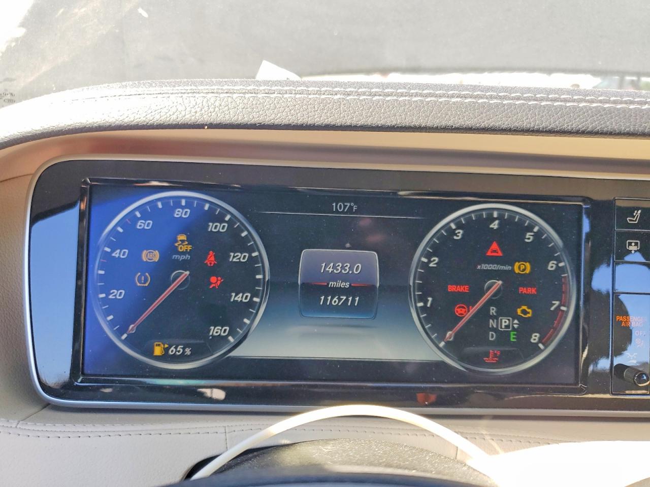 2015 Mercedes-benz S 550 Black vin: WDDUG8CB2FA140889
