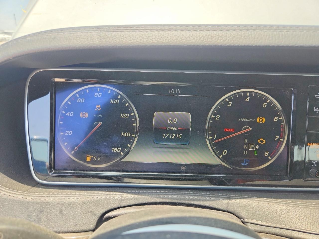 2015 Mercedes-benz S 550 Gray vin: WDDUG8CB2FA146112