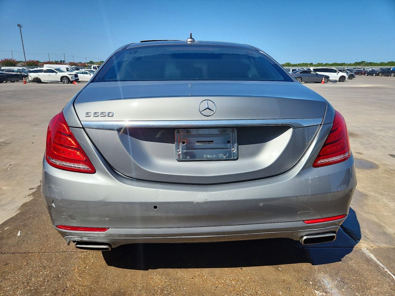 2015 Mercedes-benz S 550 Gray vin: WDDUG8CB2FA146112