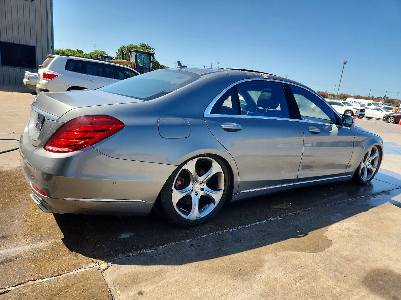 2015 Mercedes-benz S 550 Gray vin: WDDUG8CB2FA146112
