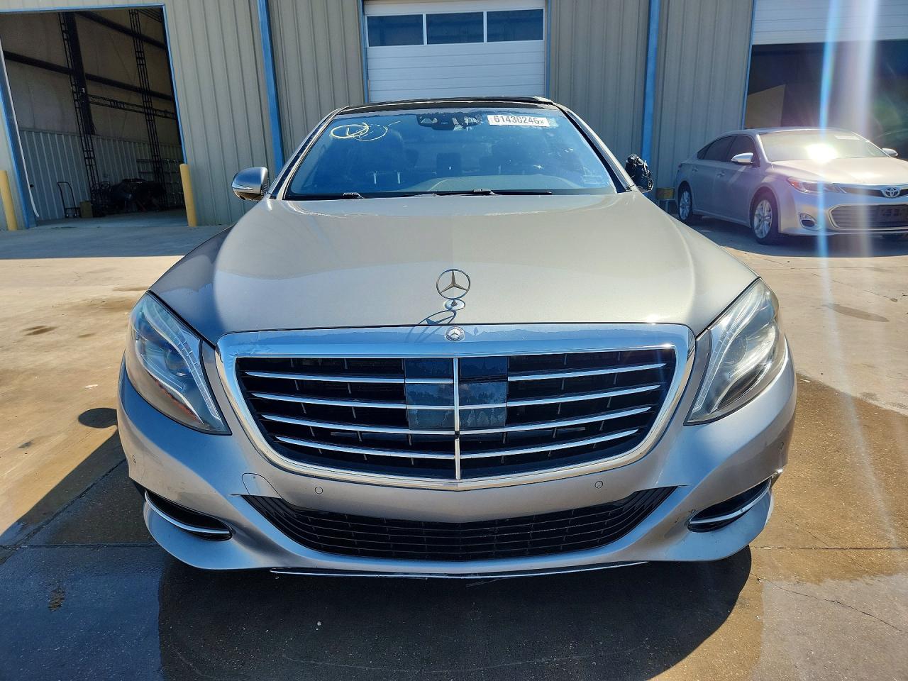 2015 Mercedes-benz S 550 Gray vin: WDDUG8CB2FA146112