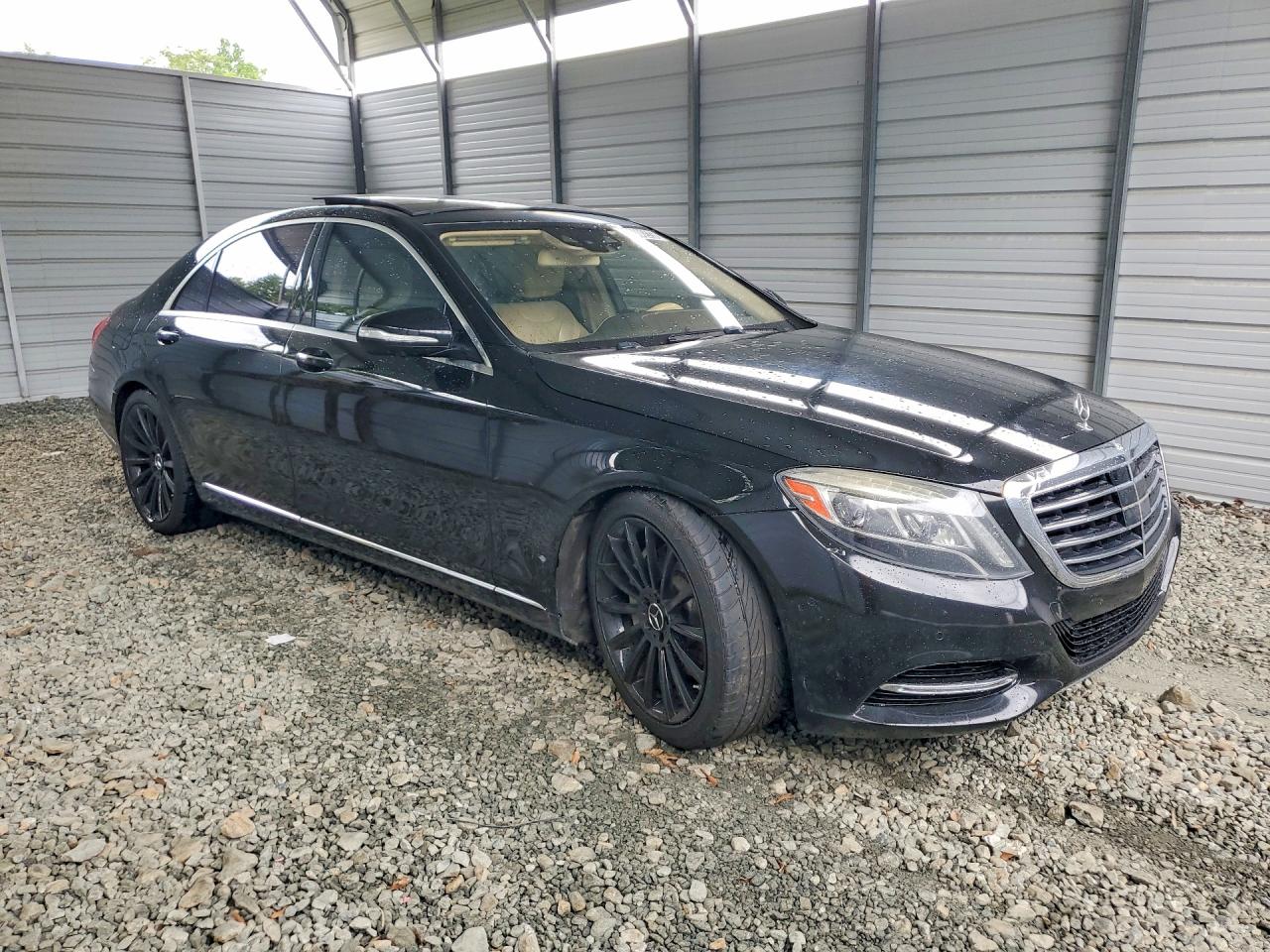 2015 Mercedes-benz S 550 Black vin: WDDUG8CB2FA148099