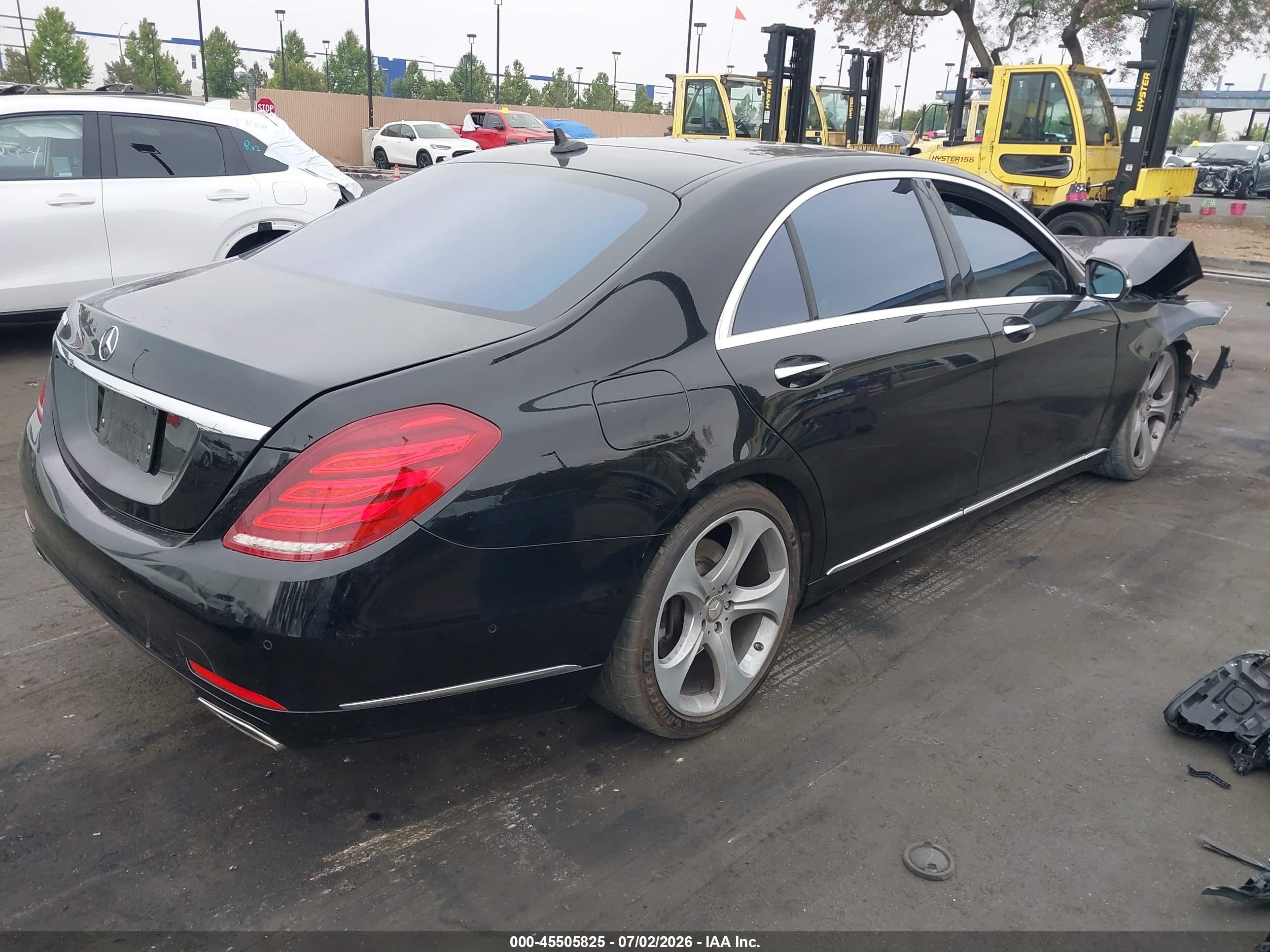 2015 Mercedes-benz S 550   Black vin: WDDUG8CB2FA164495