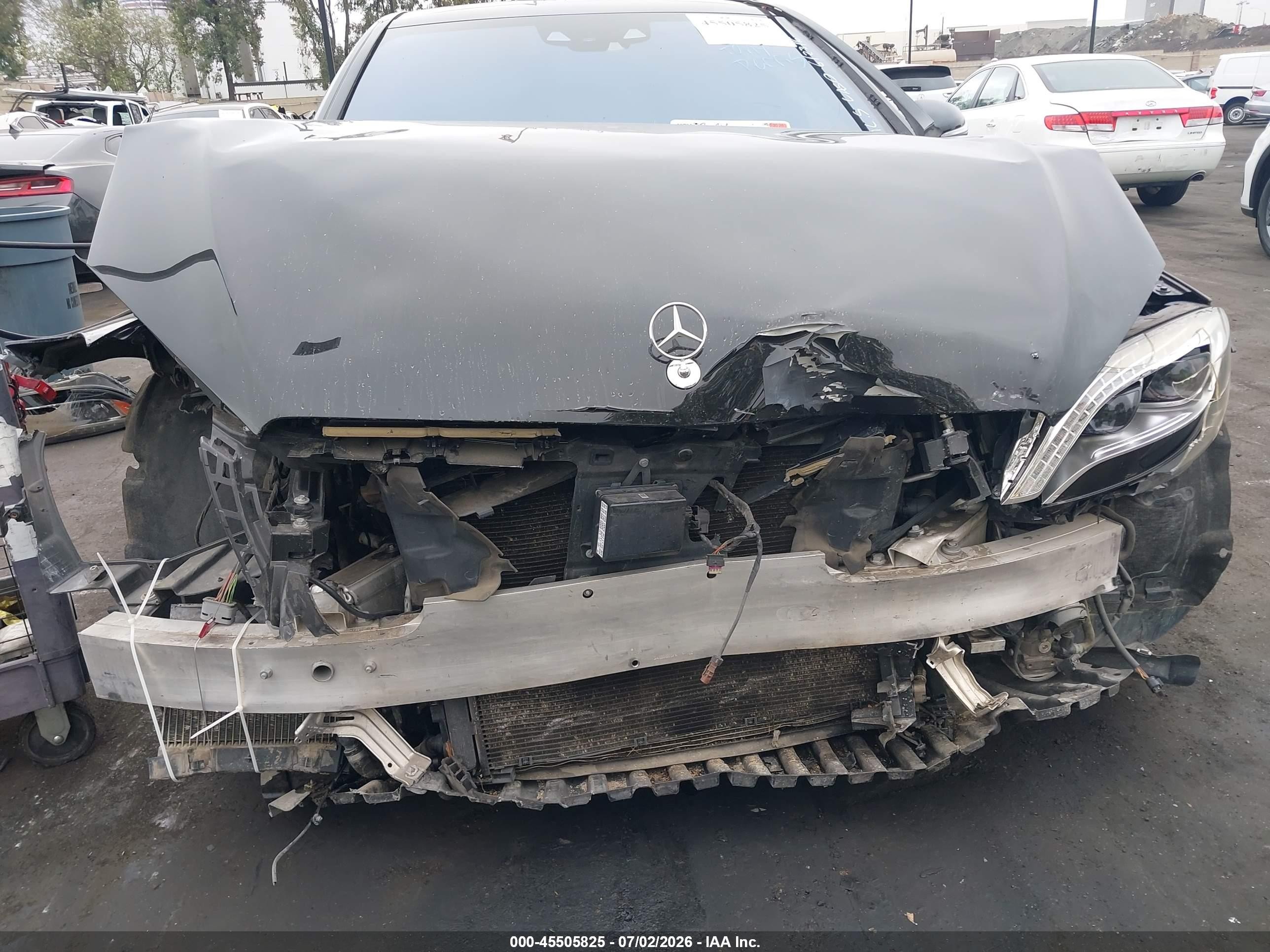 2015 Mercedes-benz S 550   Black vin: WDDUG8CB2FA164495