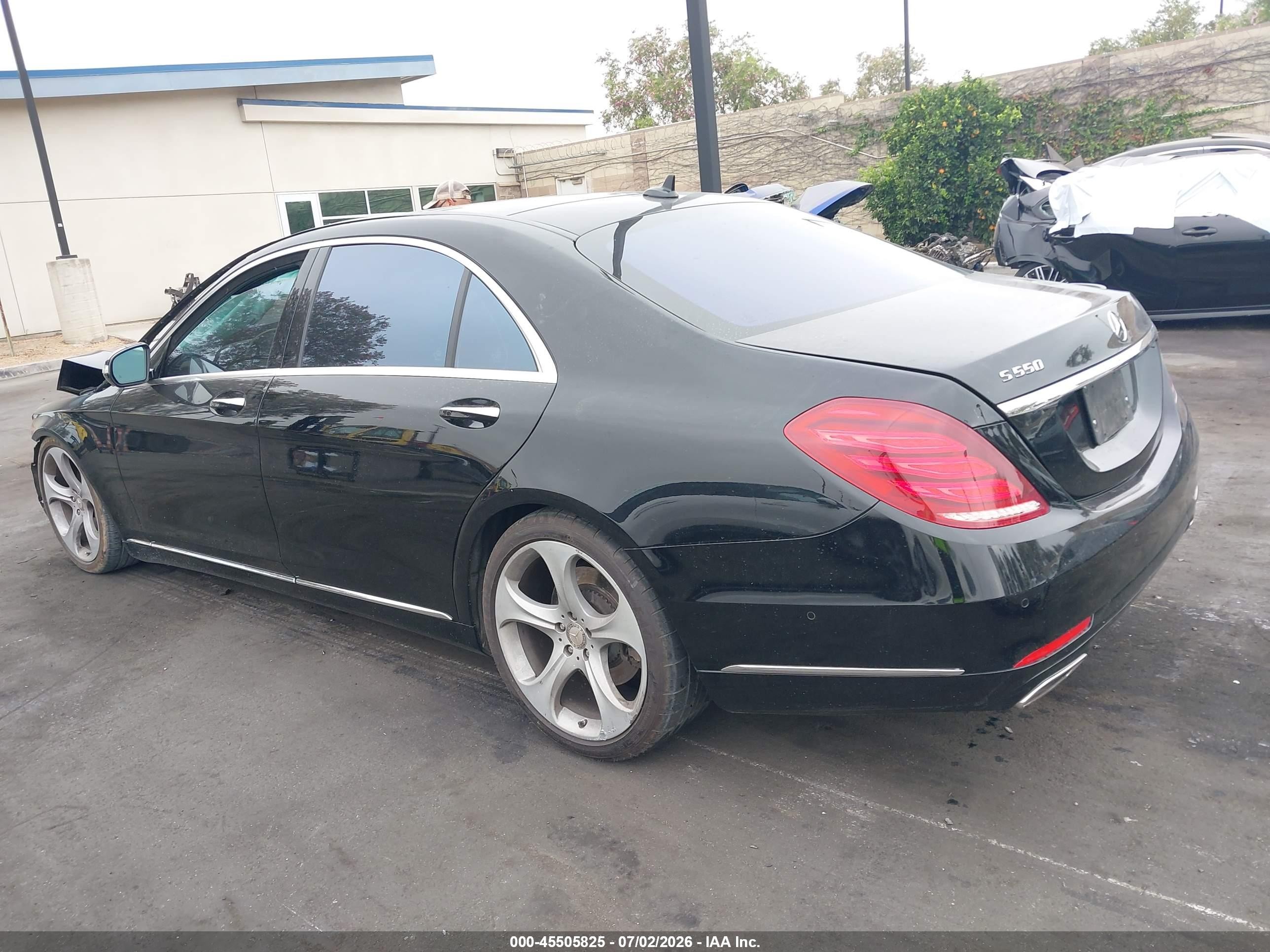 2015 Mercedes-benz S 550   Black vin: WDDUG8CB2FA164495