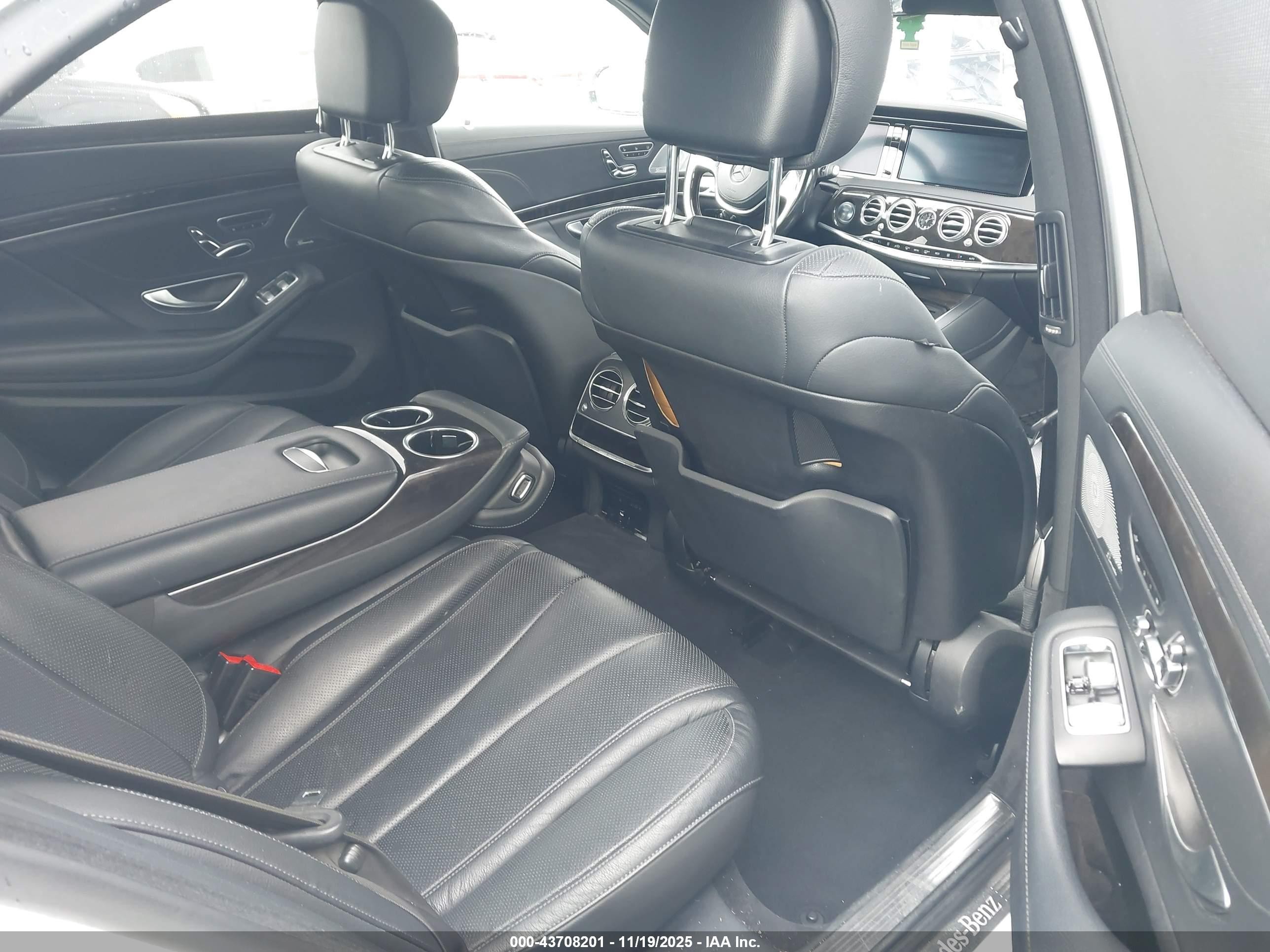 2014 Mercedes-benz S 550   White vin: WDDUG8CB3EA011719