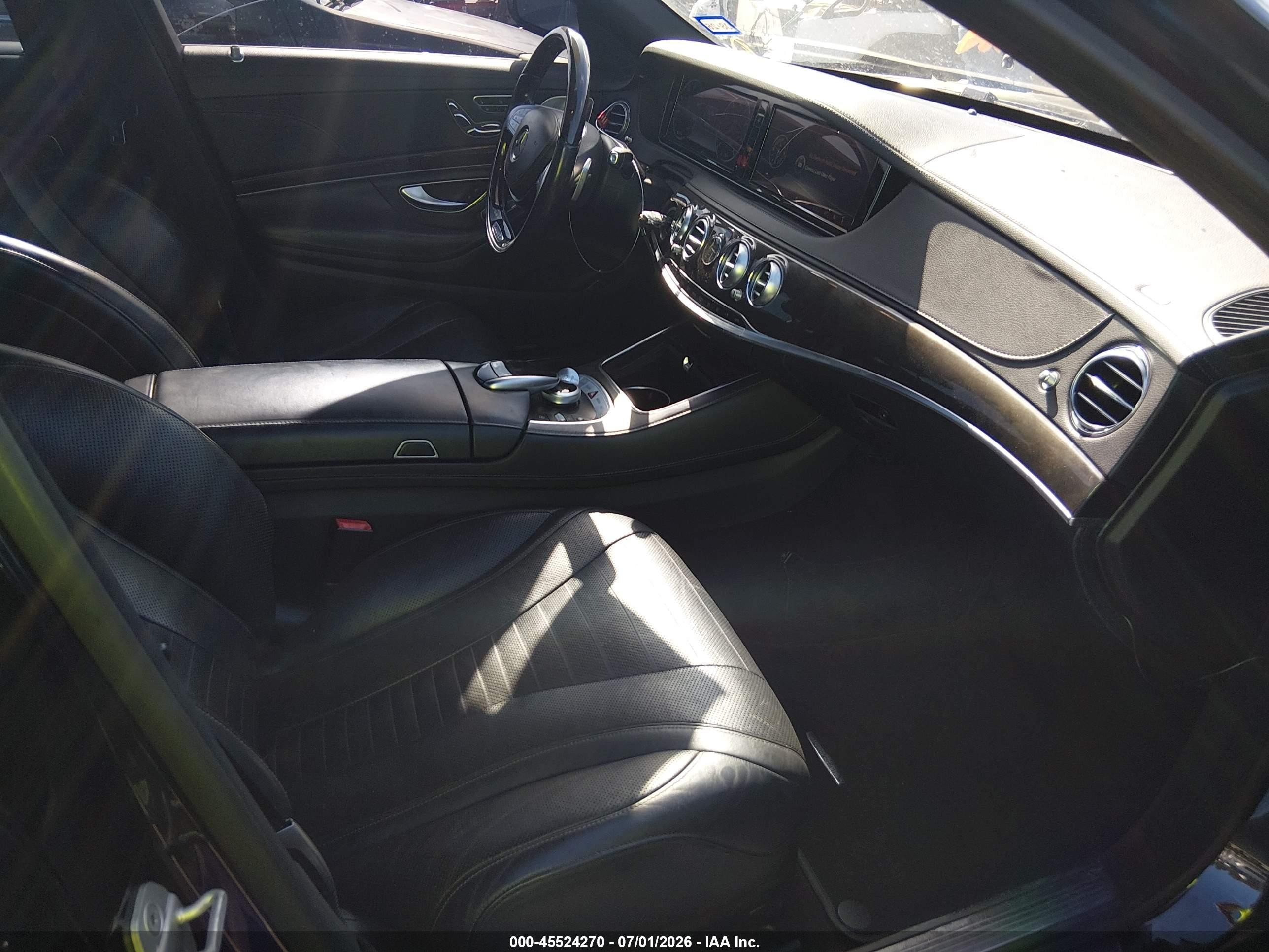 2015 Mercedes-benz S 550   Black vin: WDDUG8CB3FA131229