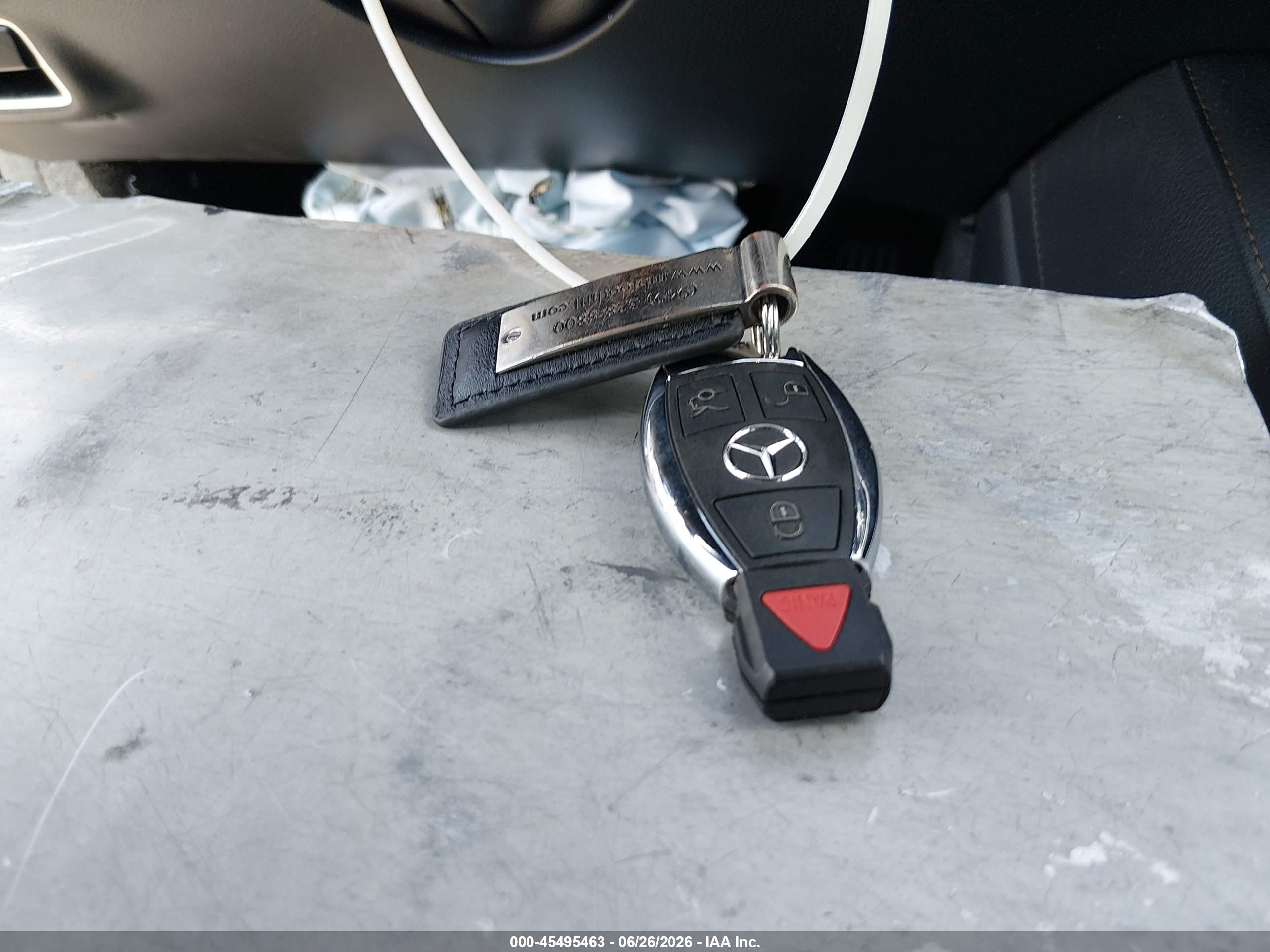 2015 Mercedes-benz S 550   Maroon vin: WDDUG8CB3FA202901