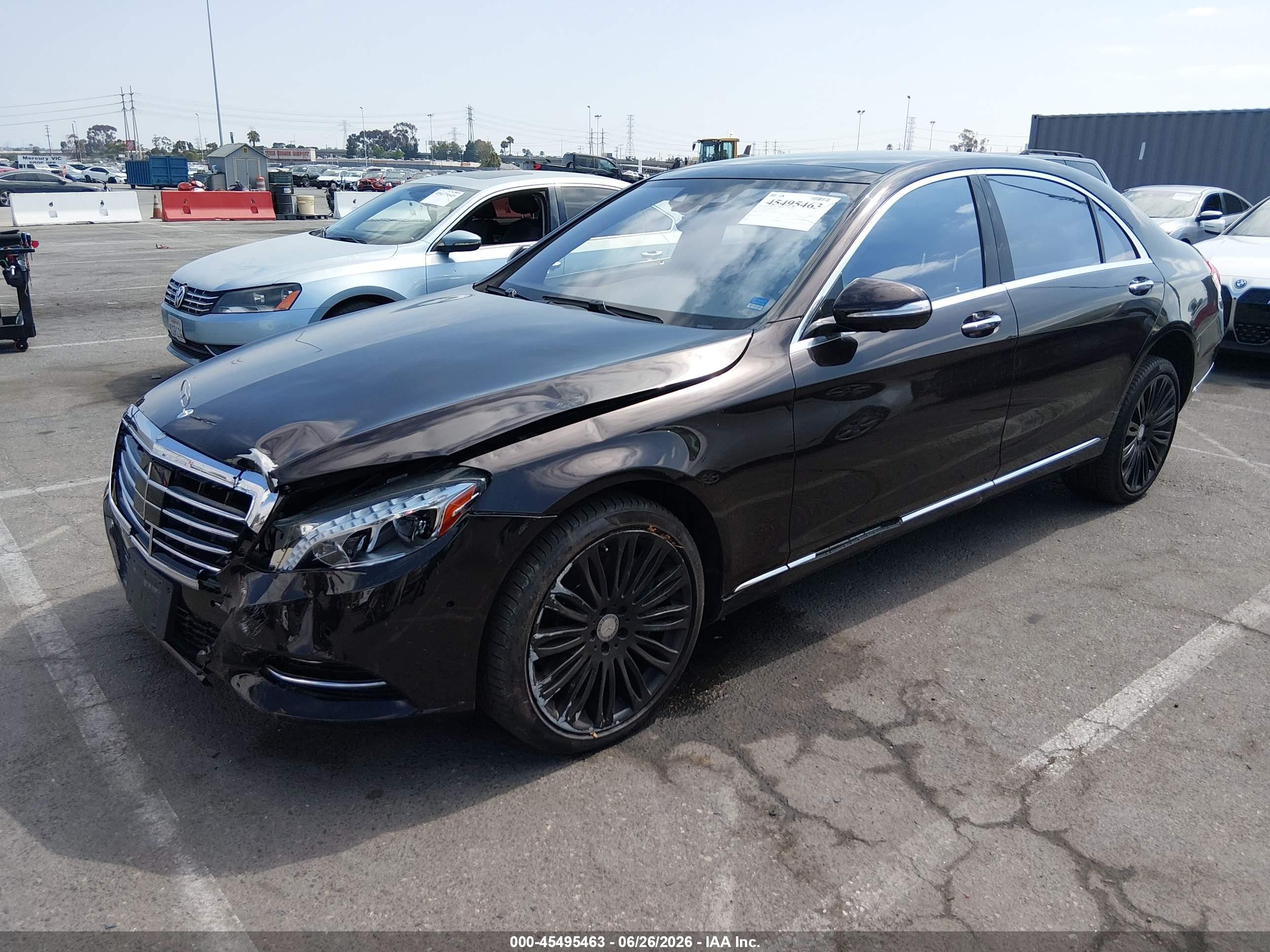2015 Mercedes-benz S 550   Maroon vin: WDDUG8CB3FA202901
