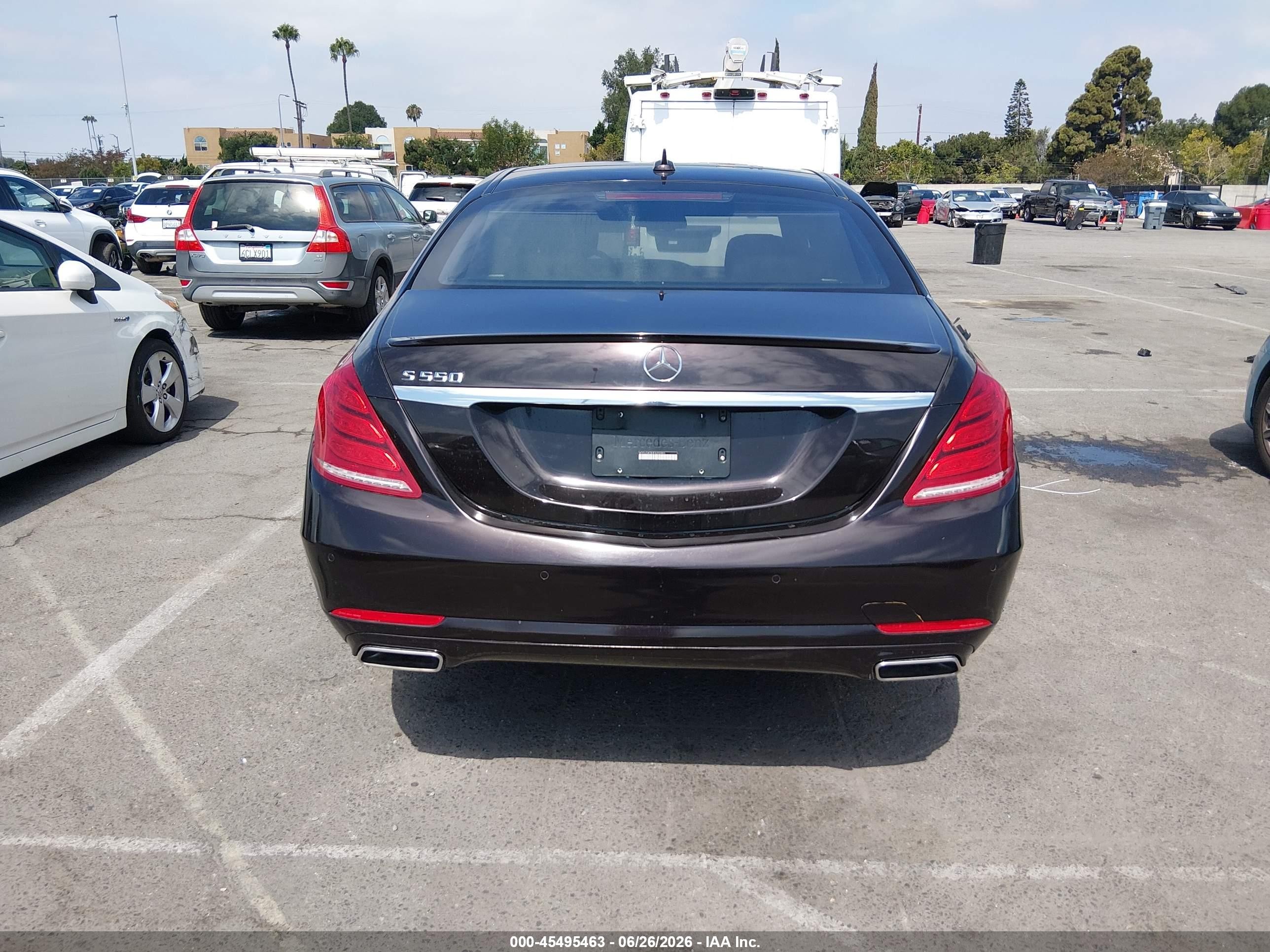 2015 Mercedes-benz S 550   Maroon vin: WDDUG8CB3FA202901