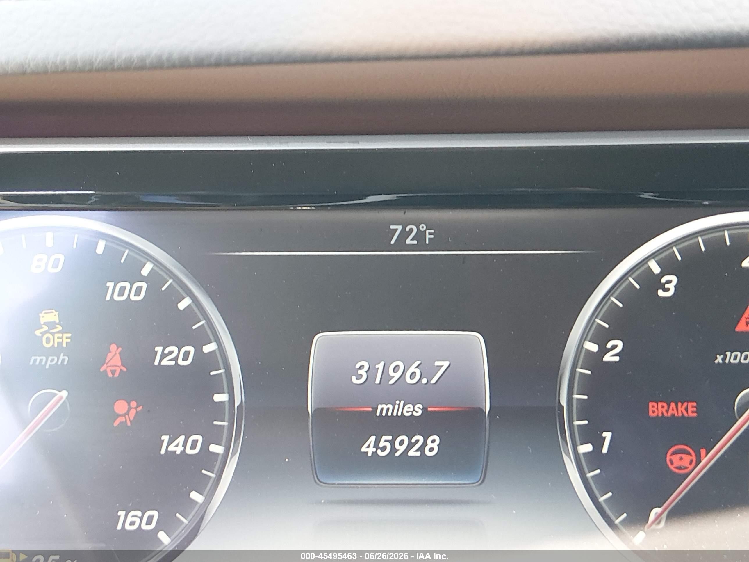 2015 Mercedes-benz S 550   Maroon vin: WDDUG8CB3FA202901