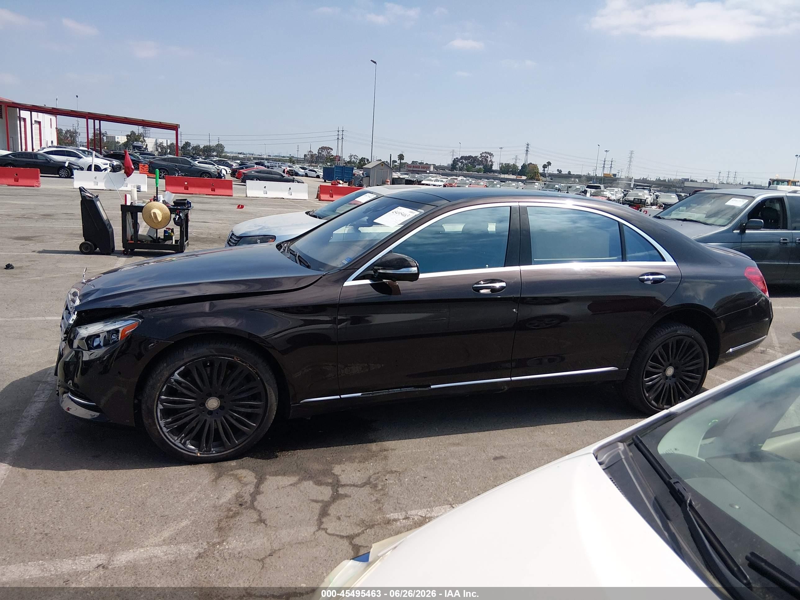 2015 Mercedes-benz S 550   Maroon vin: WDDUG8CB3FA202901