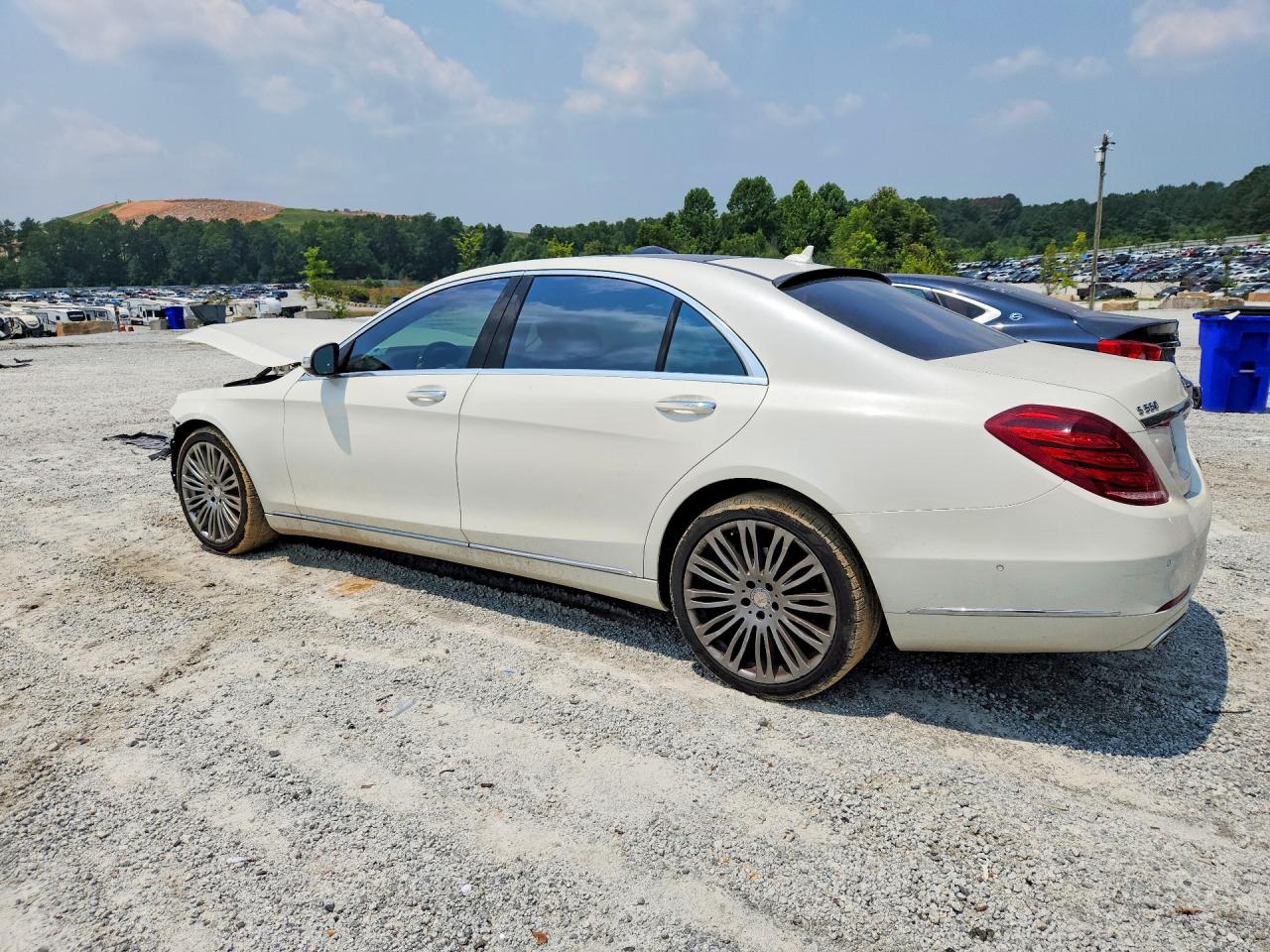 2017 Mercedes-benz S 550 White vin: WDDUG8CB3HA315170