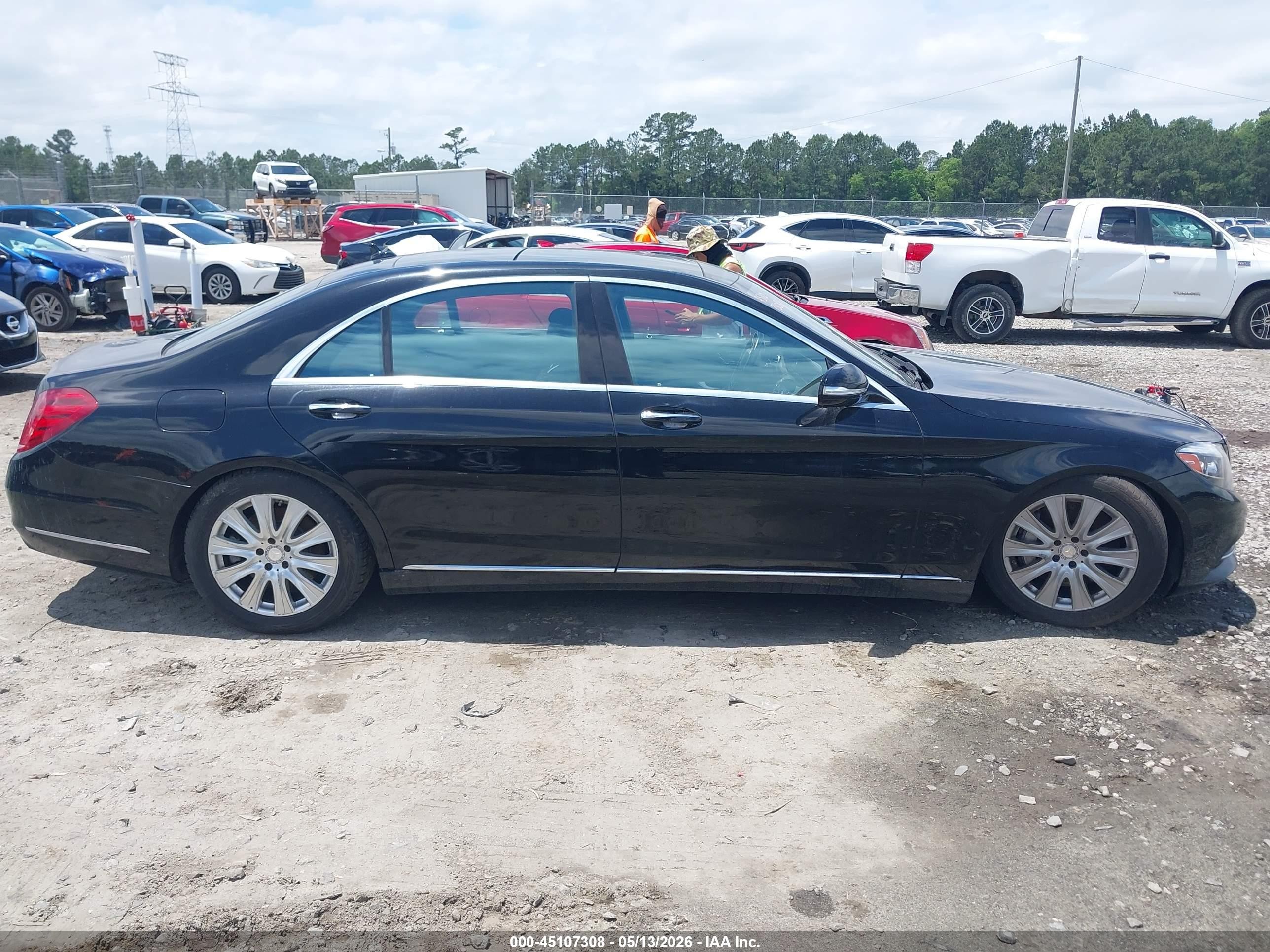 2014 Mercedes-benz S 550   Black vin: WDDUG8CB4EA007047