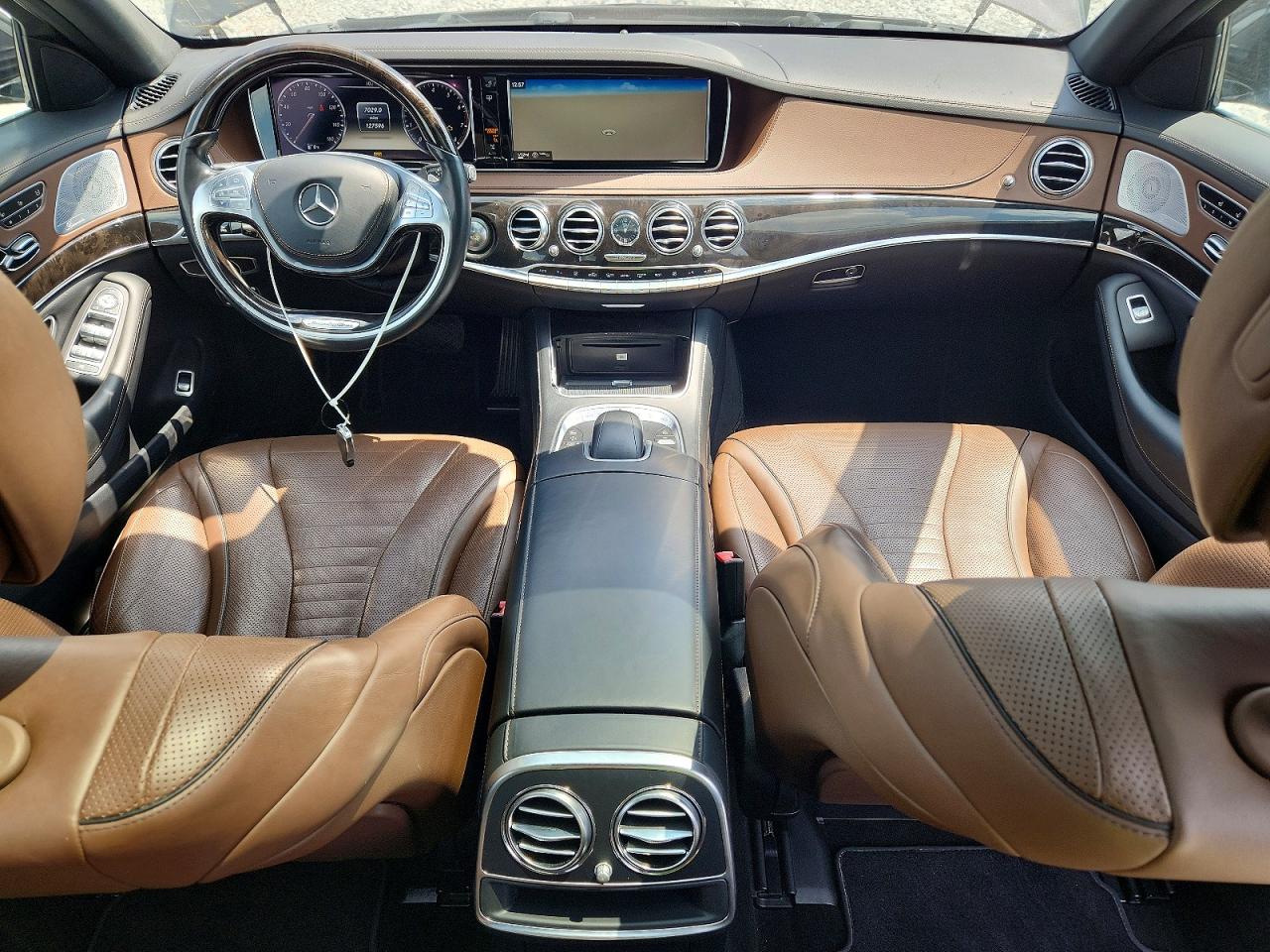 2014 Mercedes-benz S 550 Черный vin: WDDUG8CB4EA008831