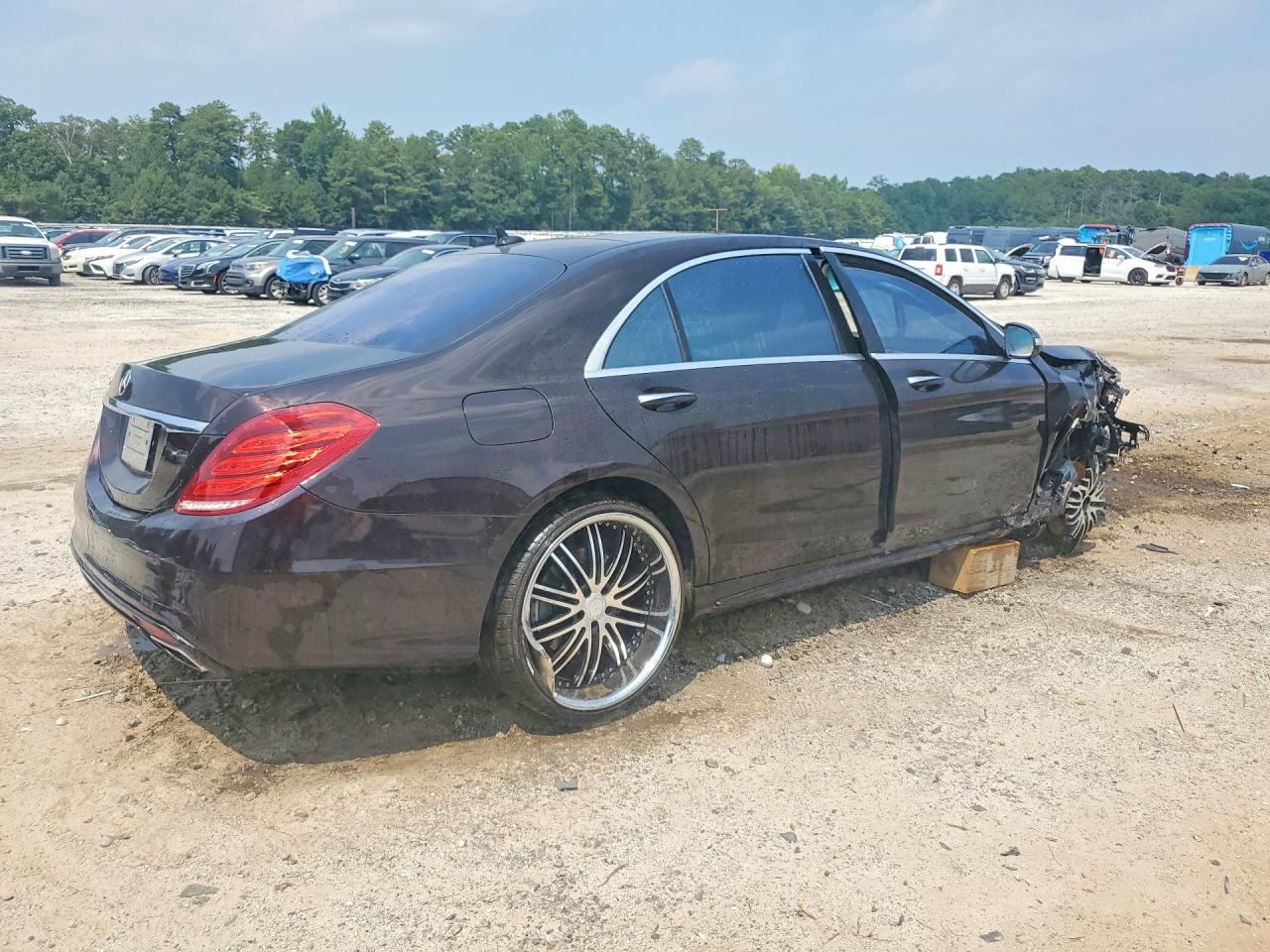 2014 Mercedes-benz S 550 Black vin: WDDUG8CB4EA009154