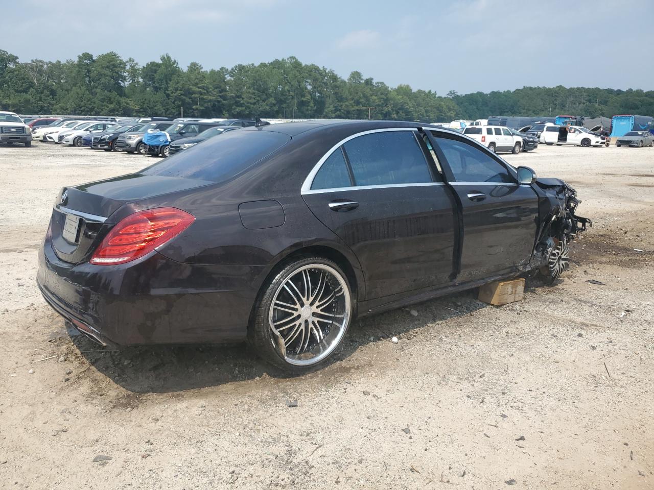 2014 Mercedes-benz S 550 Black vin: WDDUG8CB4EA009154 Damage: Right Rear Wheel, Bent, Replacement Required