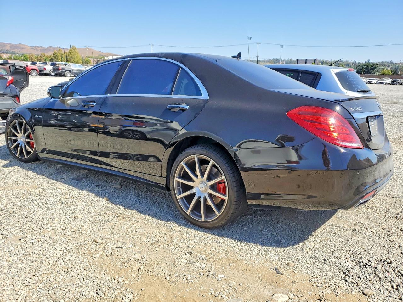 2014 Mercedes-benz S 550 Black vin: WDDUG8CB4EA041828