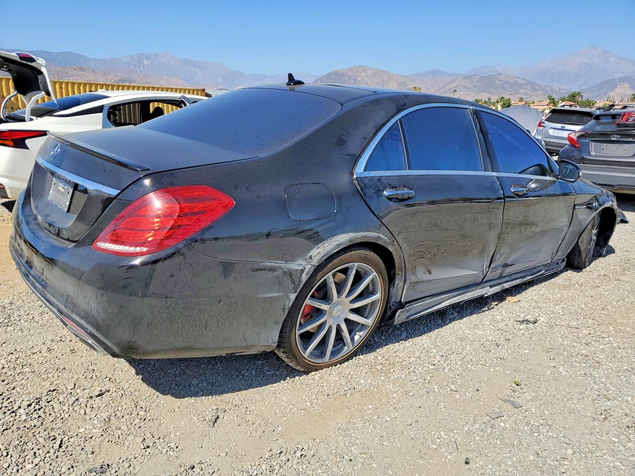 2014 Mercedes-benz S 550 Black vin: WDDUG8CB4EA041828
