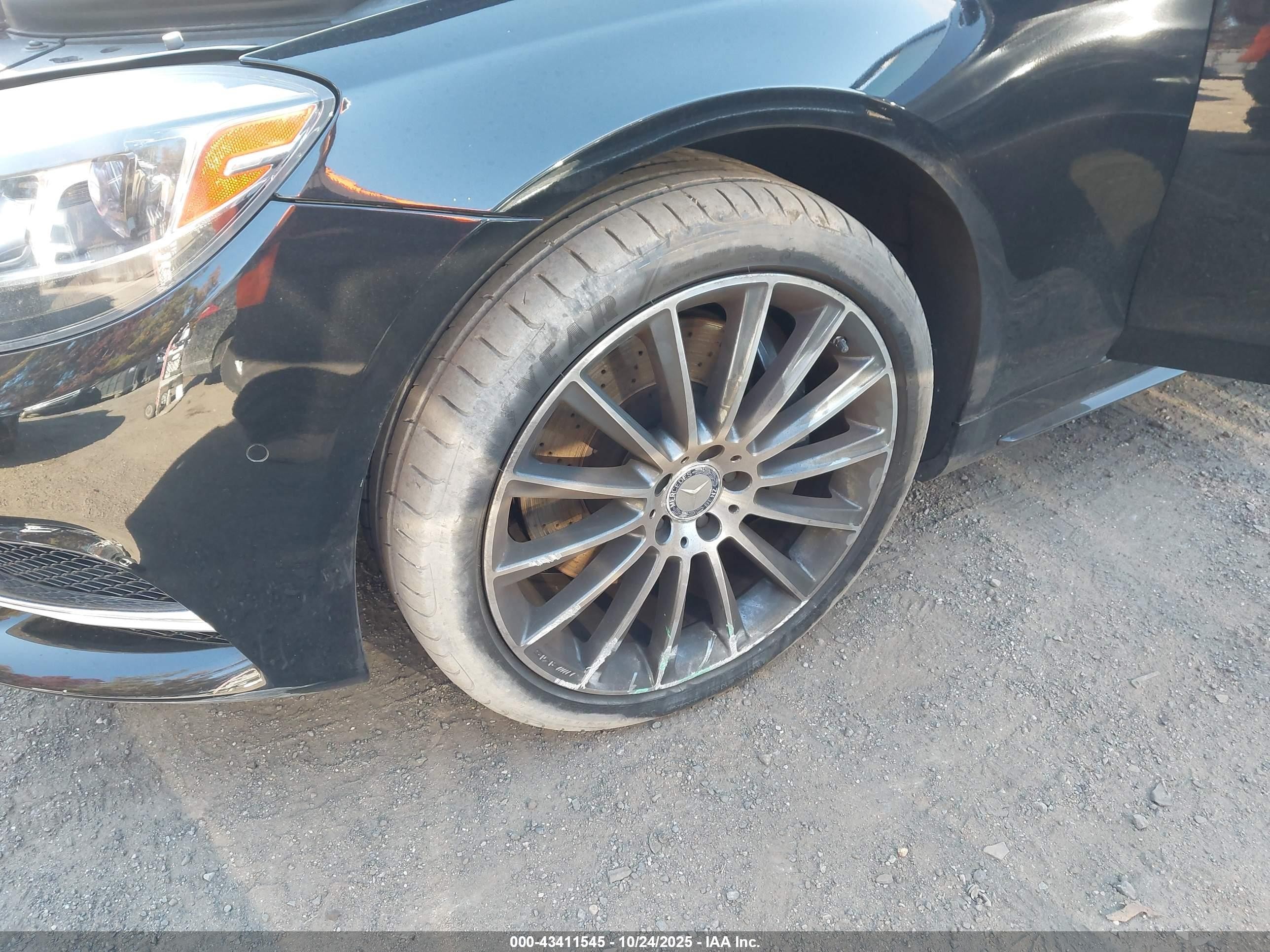 2014 Mercedes-benz S 550   Black vin: WDDUG8CB4EA060248