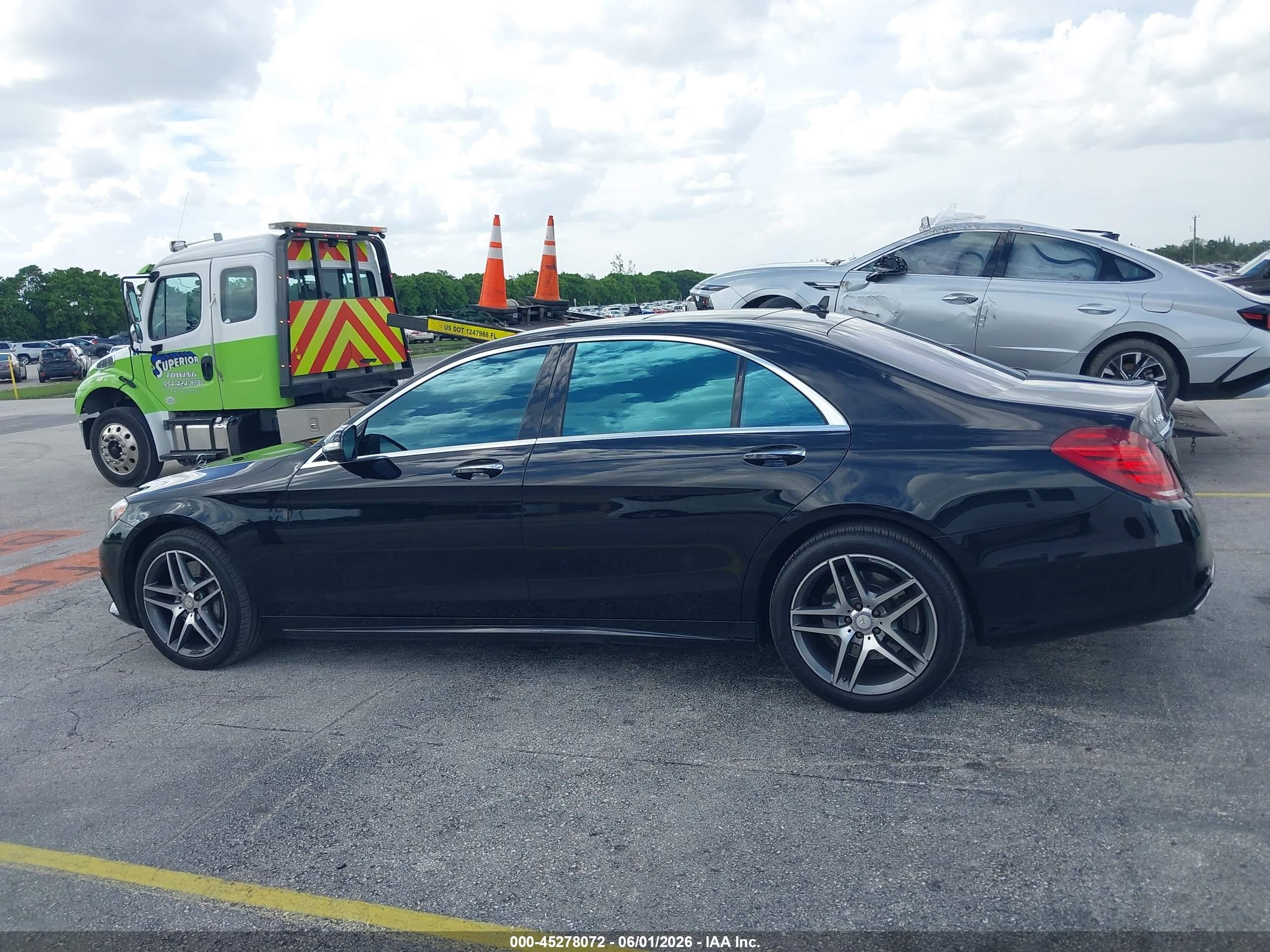 2014 Mercedes-benz S 550   Black vin: WDDUG8CB4EA065417