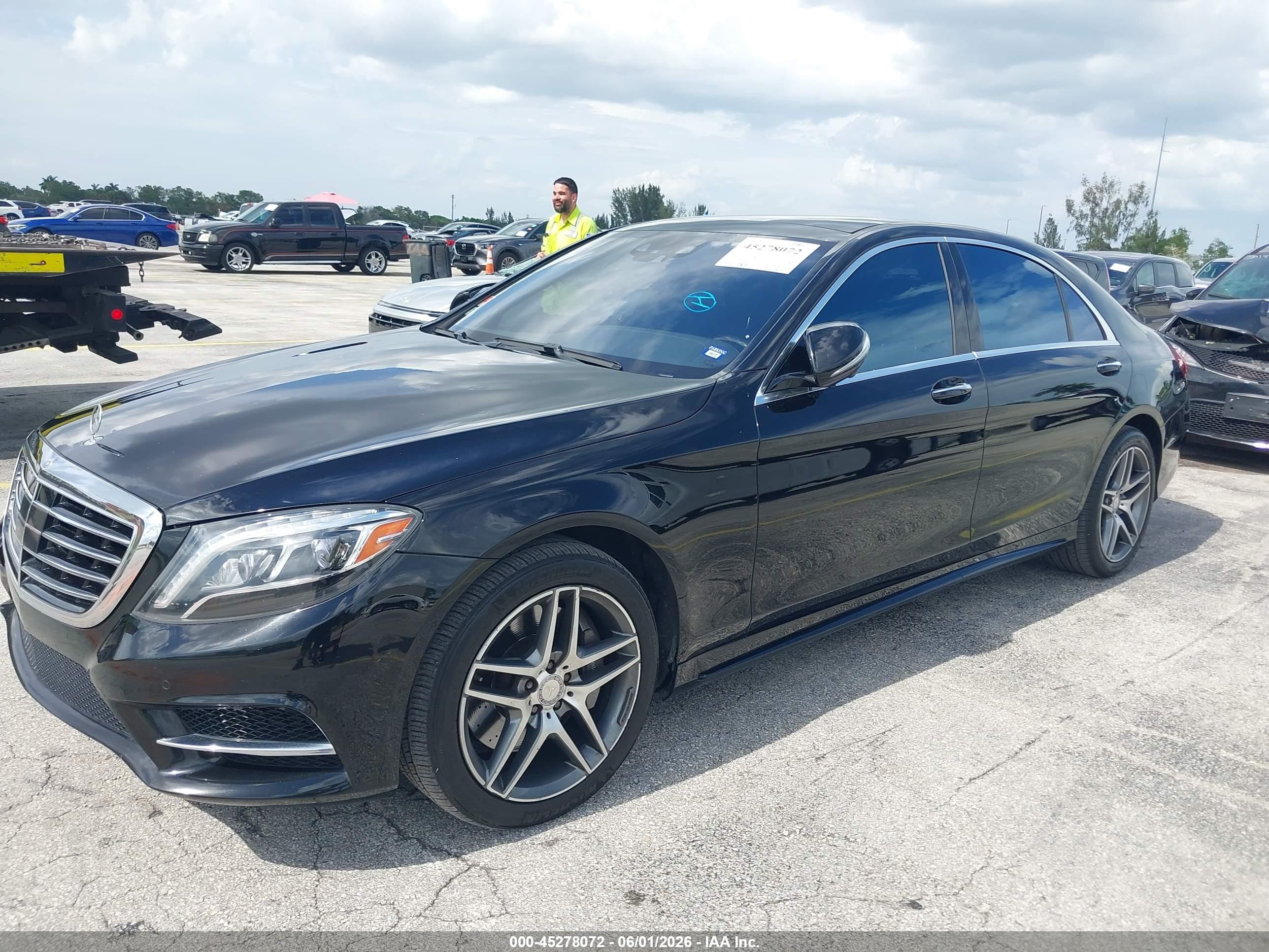 2014 Mercedes-benz S 550   Black vin: WDDUG8CB4EA065417