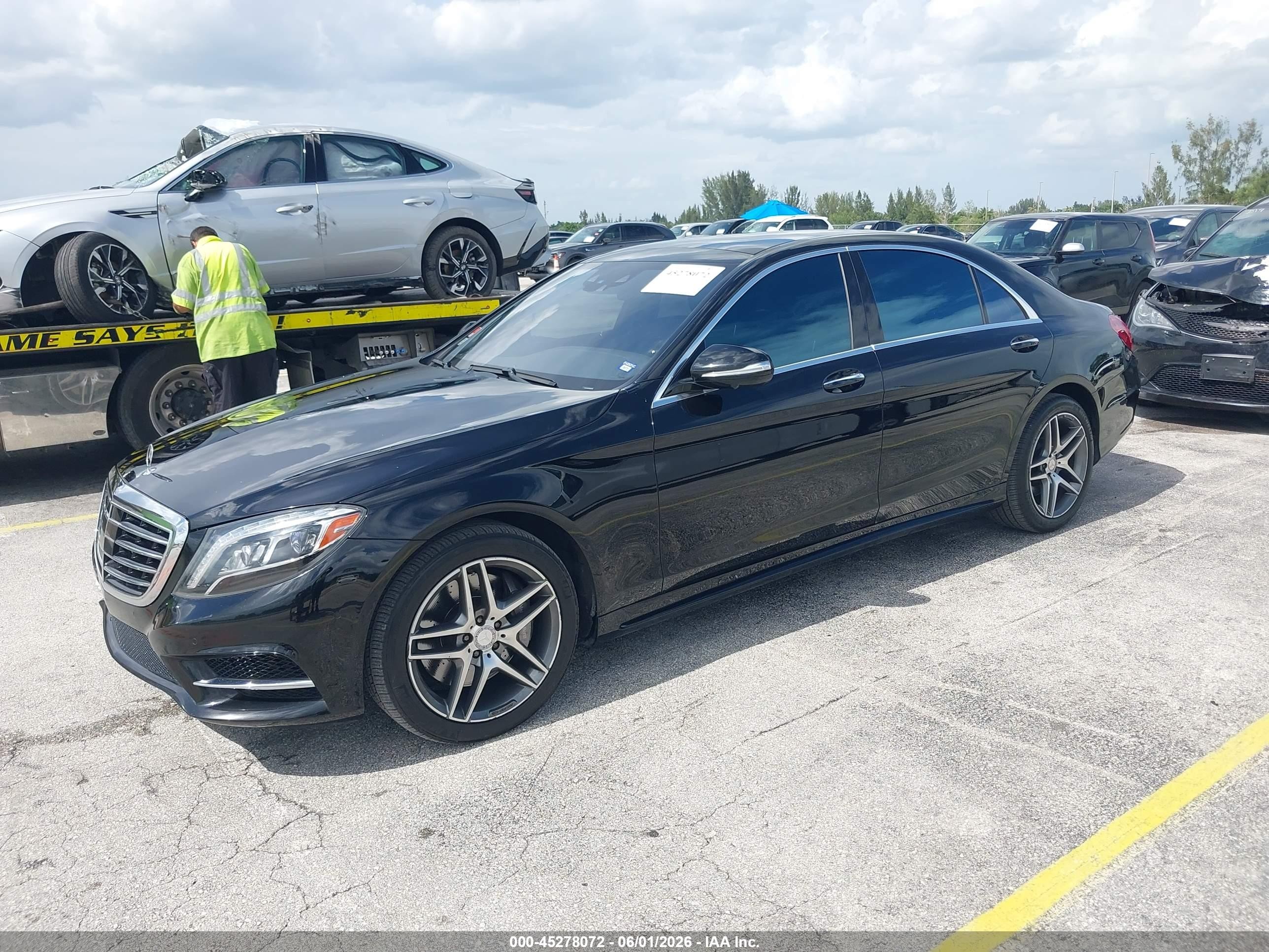 2014 Mercedes-benz S 550   Black vin: WDDUG8CB4EA065417