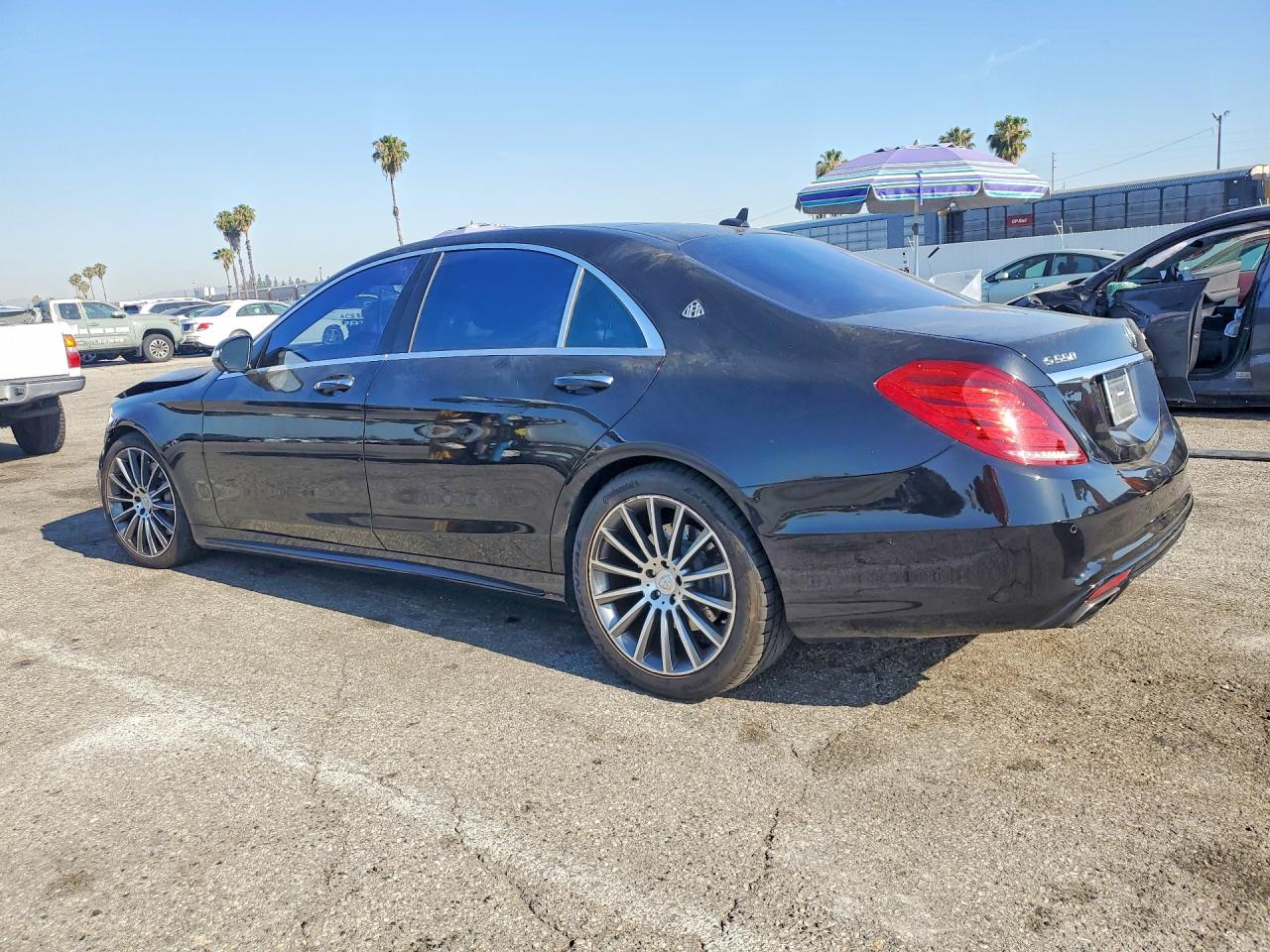 2015 Mercedes-benz S 550 Black vin: WDDUG8CB4FA107652