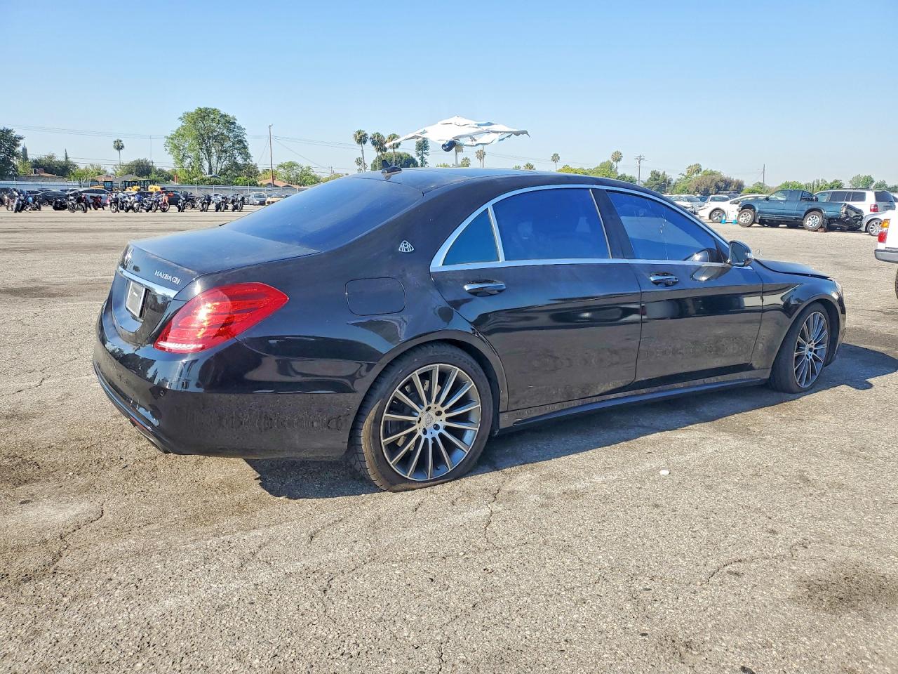 2015 Mercedes-benz S 550 Black vin: WDDUG8CB4FA107652